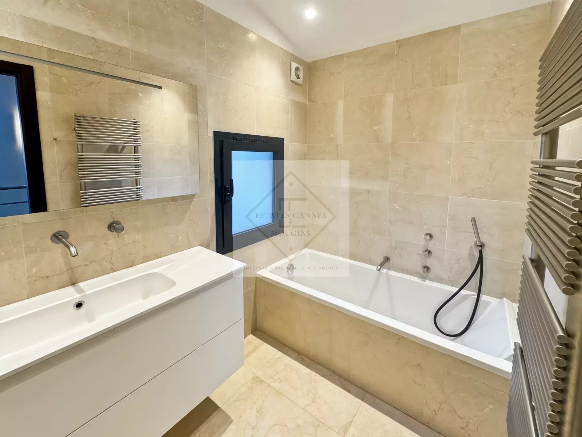 Maison rénovée à Mougins — photo 11