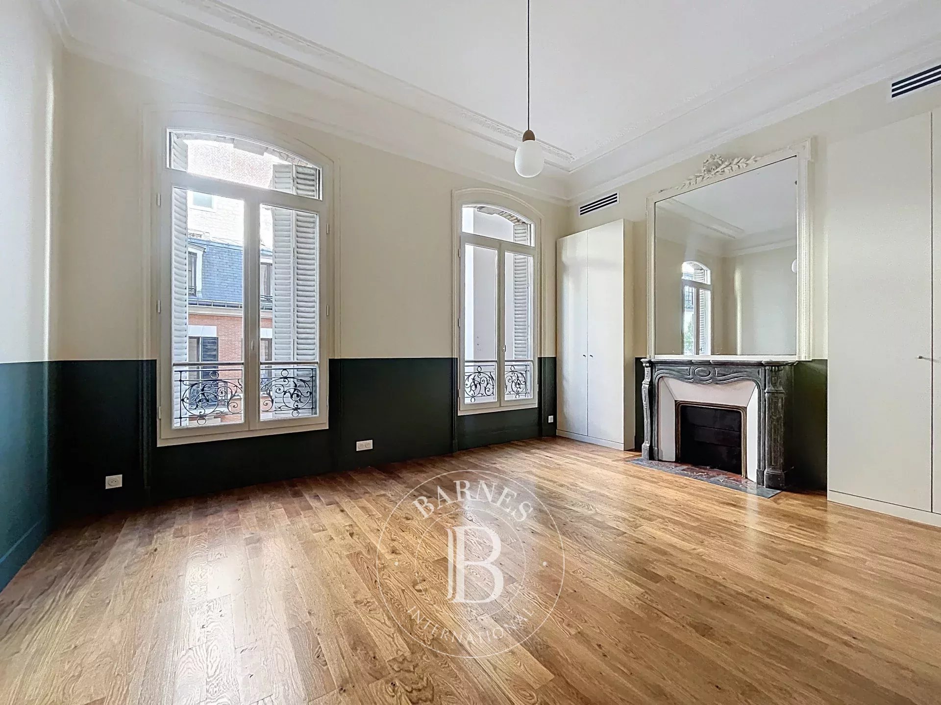 Paris  - Apartment 5 Bedrooms - picture 17