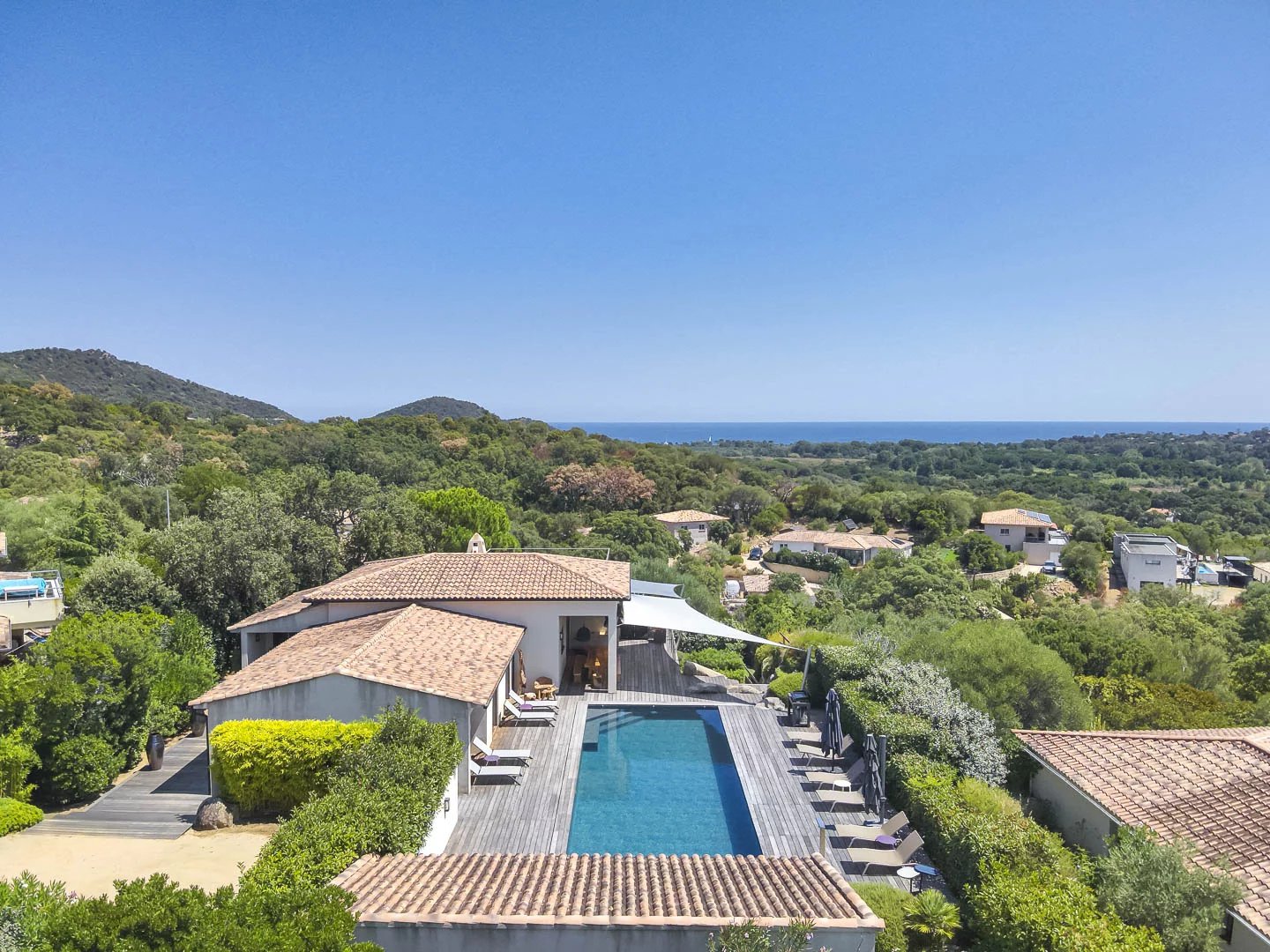 Venta, Villa Sainte-Lucie-de-Porto-Vecchio - picture 1