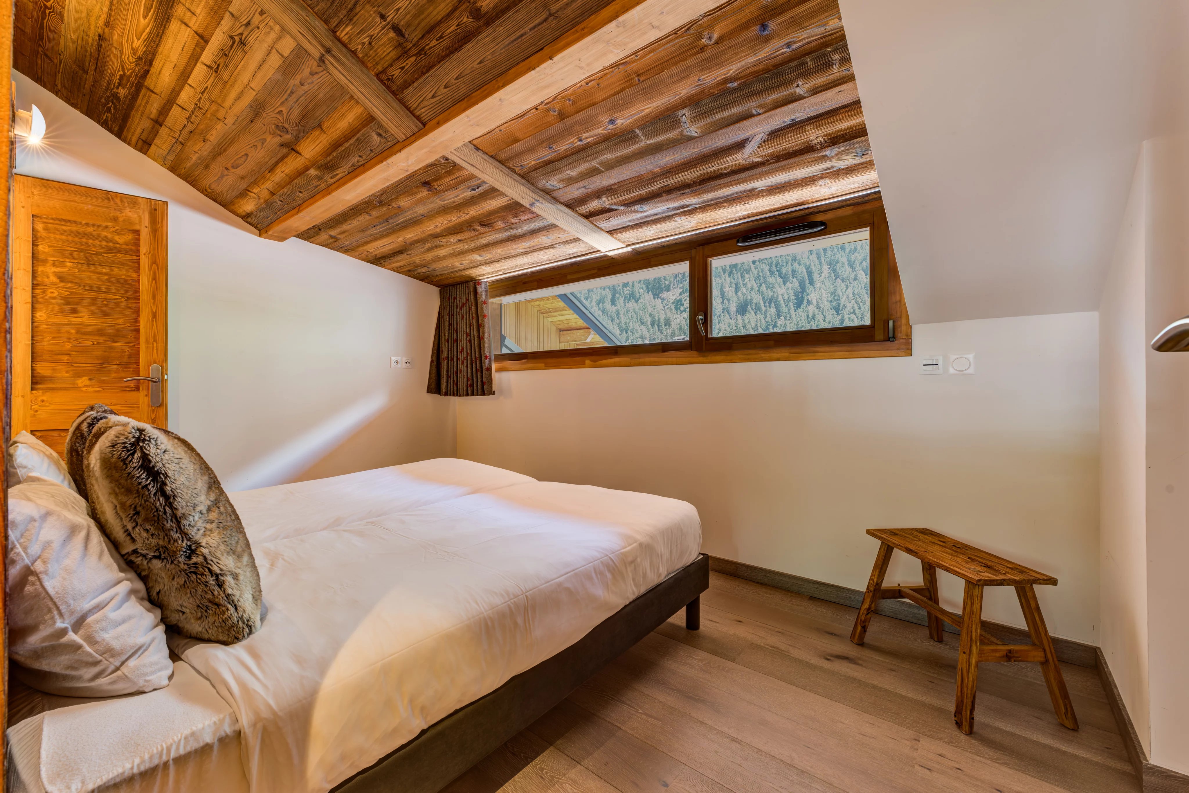 Photo of CHAMONIX - 3-bedroom duplex apartment in the centre of town