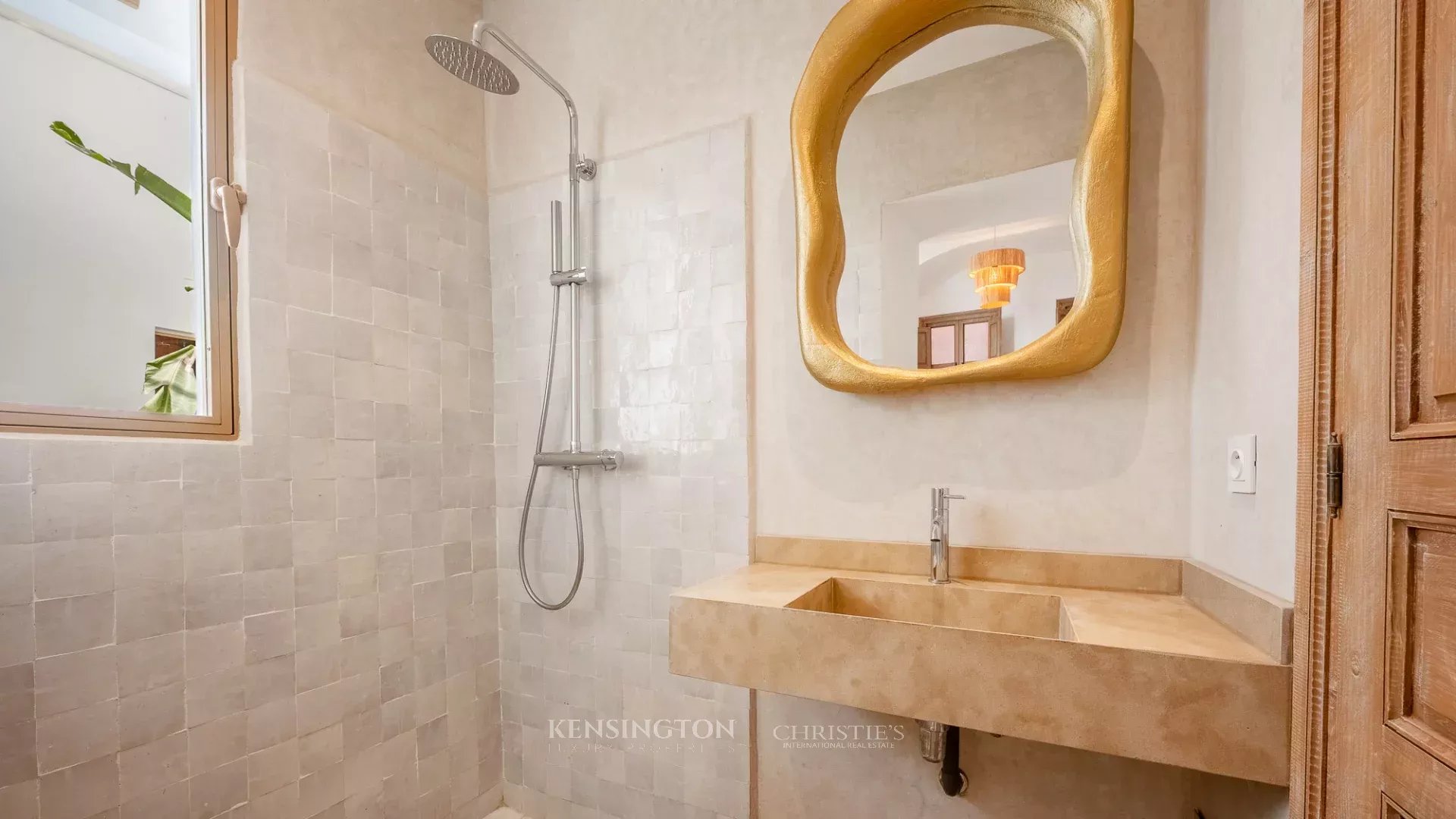 5 Bedroom Villa/Townhouse's Image 24