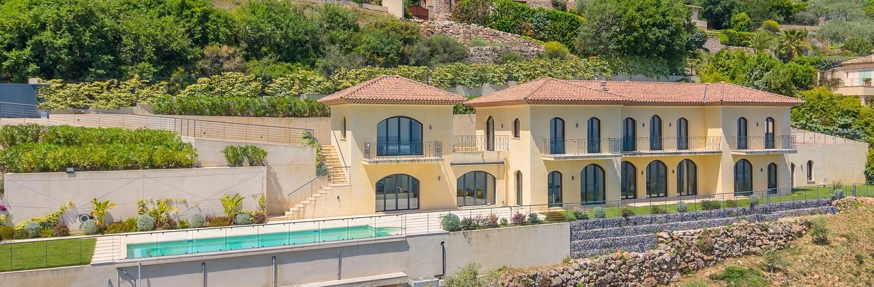 Sleek villa on the Riviera balconies