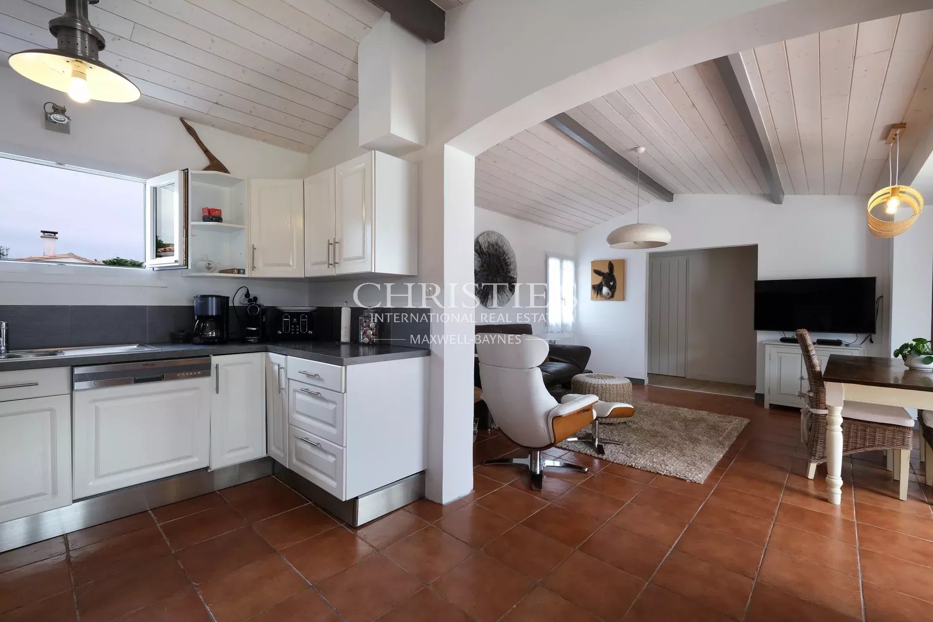 5 Bedroom Villa/Townhouse's Image 10