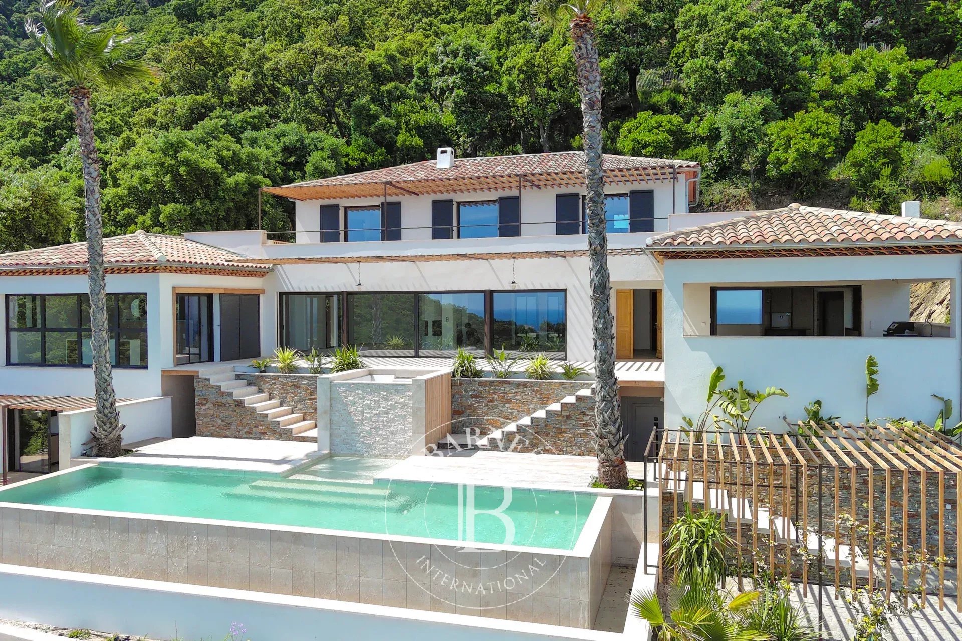 Fully Renovated Villa - Exceptional Sea View - Cavalaire-sur-Mer