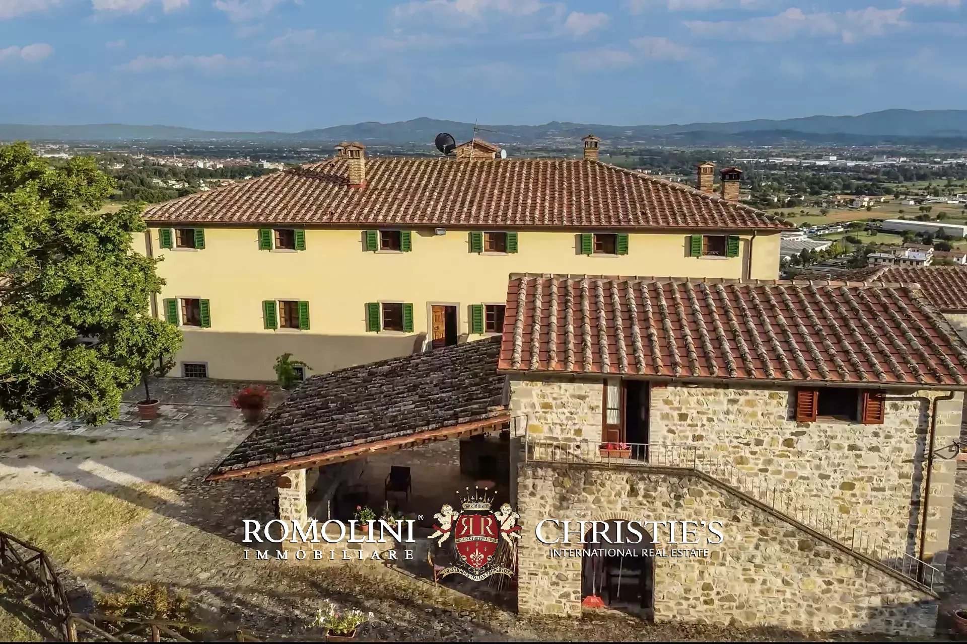 16 Bedroom Villa/Townhouse's Image 3