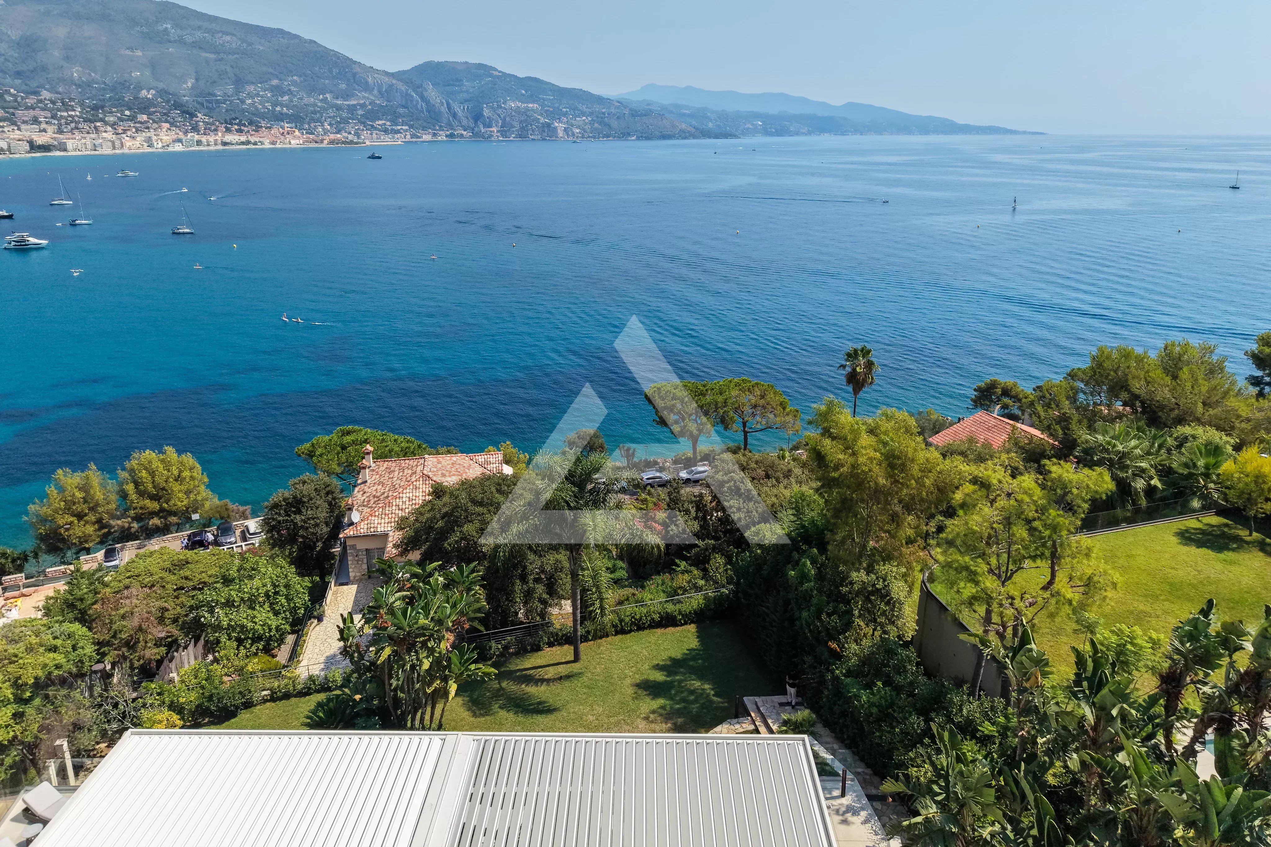 CAP MARTIN - VILLA DE PRESTIGE EN DEUXIÈME LIGNE DE MER, VUE PANORAMIQUE - 5 CHAMBRES