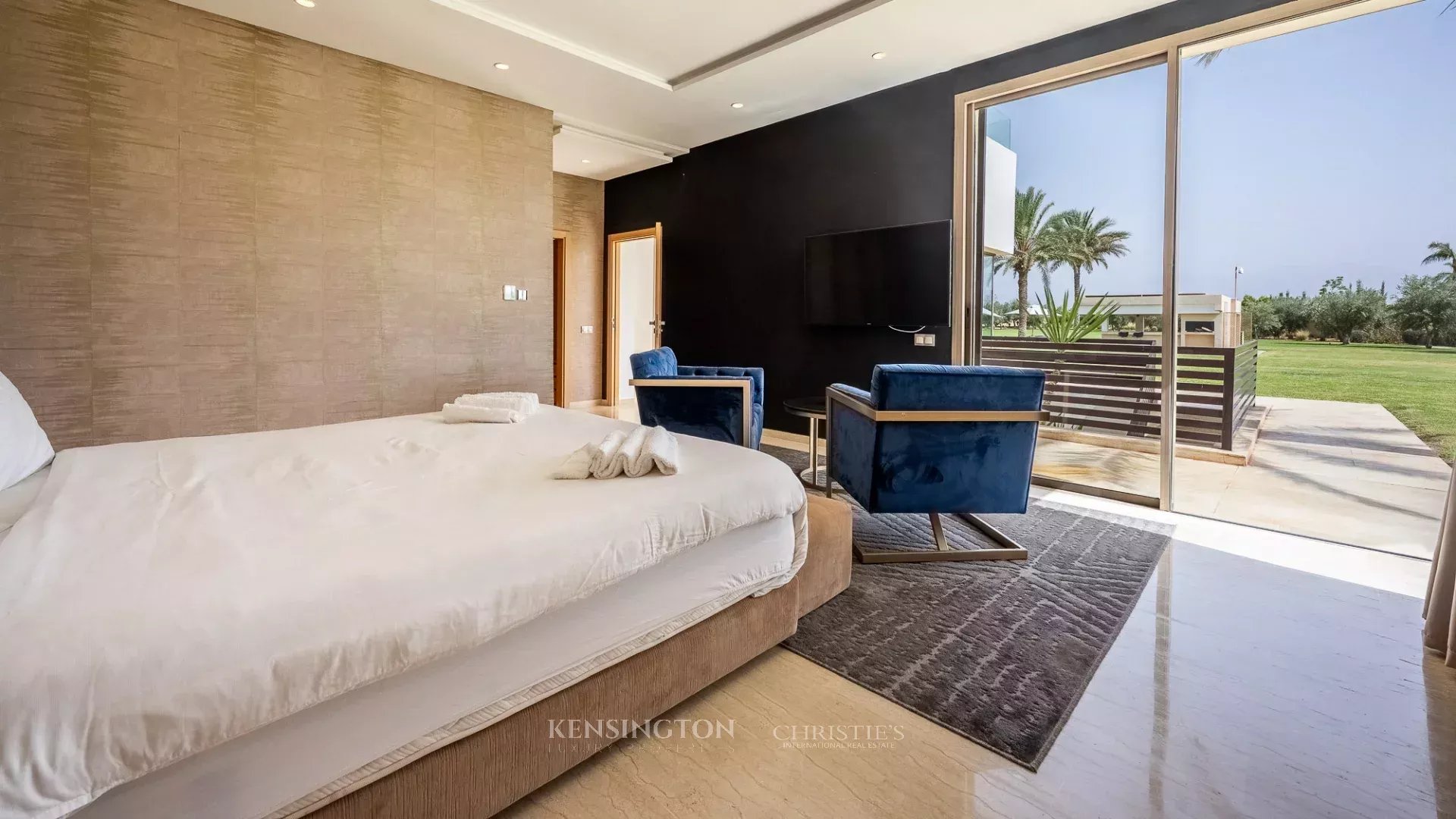 5 Bedroom Villa/Townhouse's Image 43