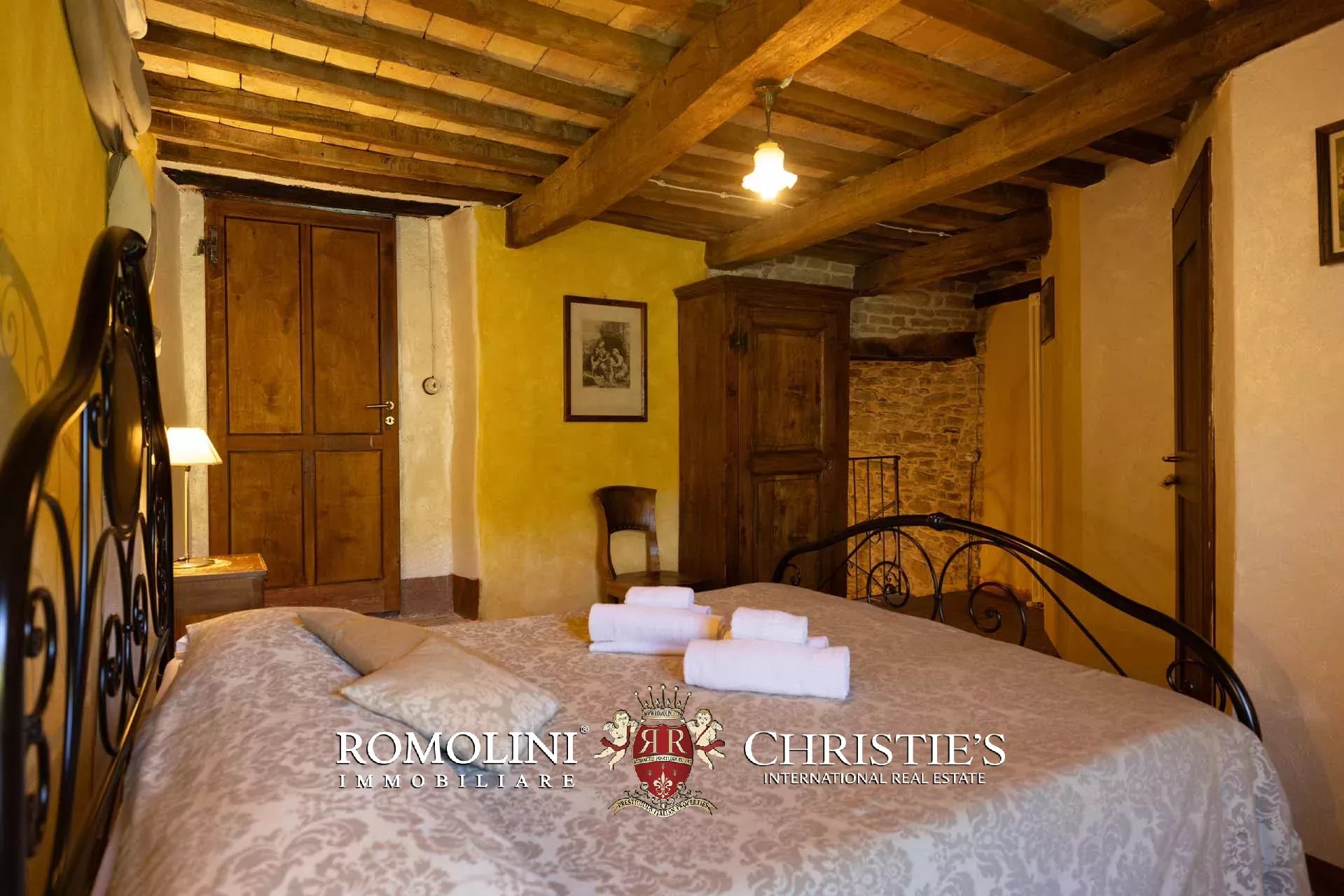 10 Bedroom Chateau's Image 50
