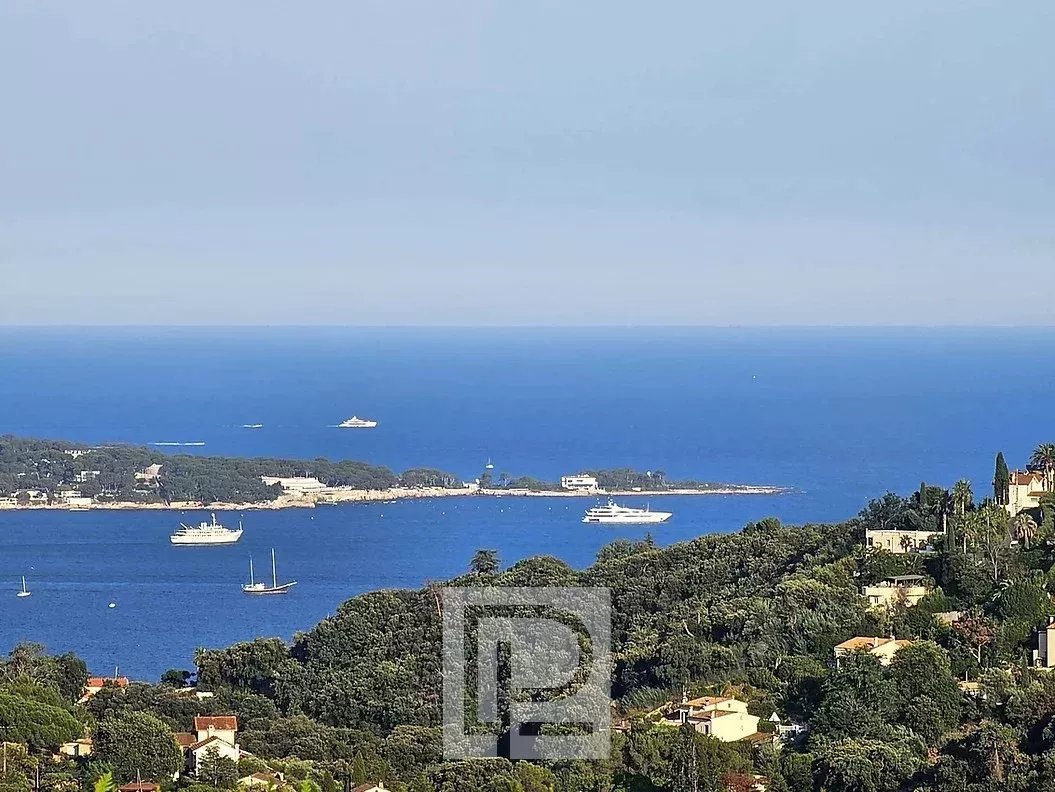 HEIGHTS OF GOLFE JUAN - SEA VIEW