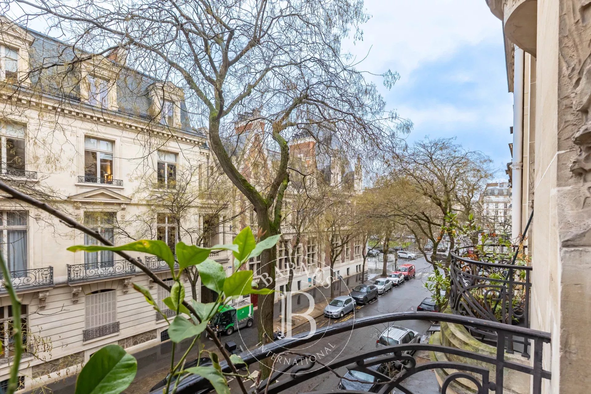 Paris  - Apartment 4 Bedrooms - picture 14