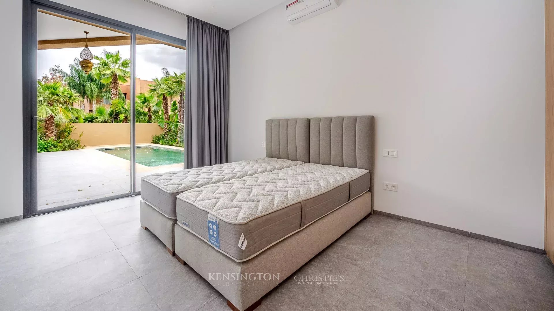 4 Bedroom Villa/Townhouse's Image 14