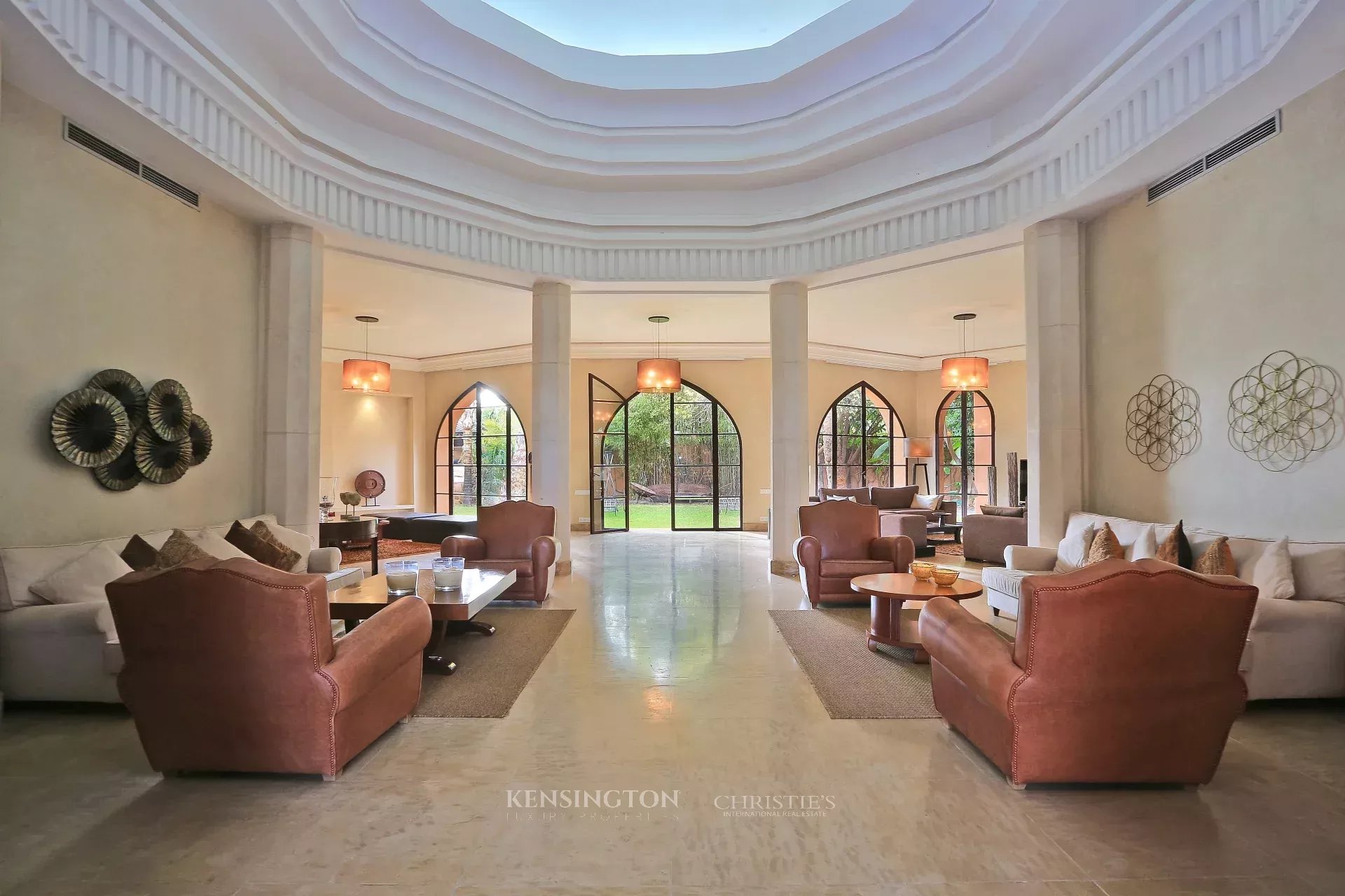 6 Bedroom Villa/Townhouse's Image 12
