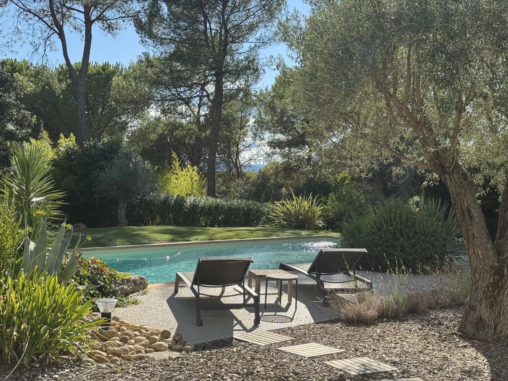 Villa d'Exception et Élégance au pied de l'Estérel