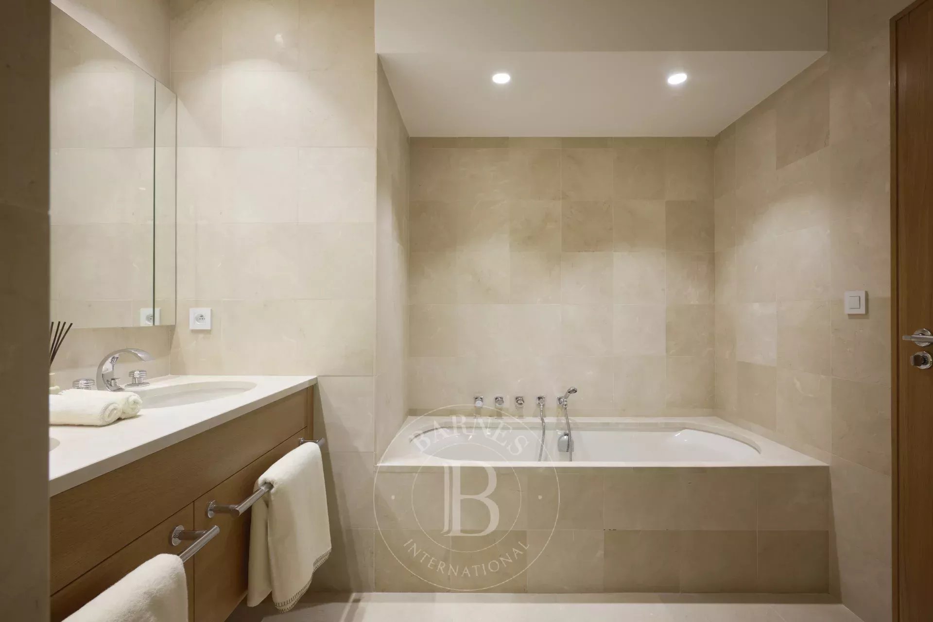 Daire Cannes - picture 11