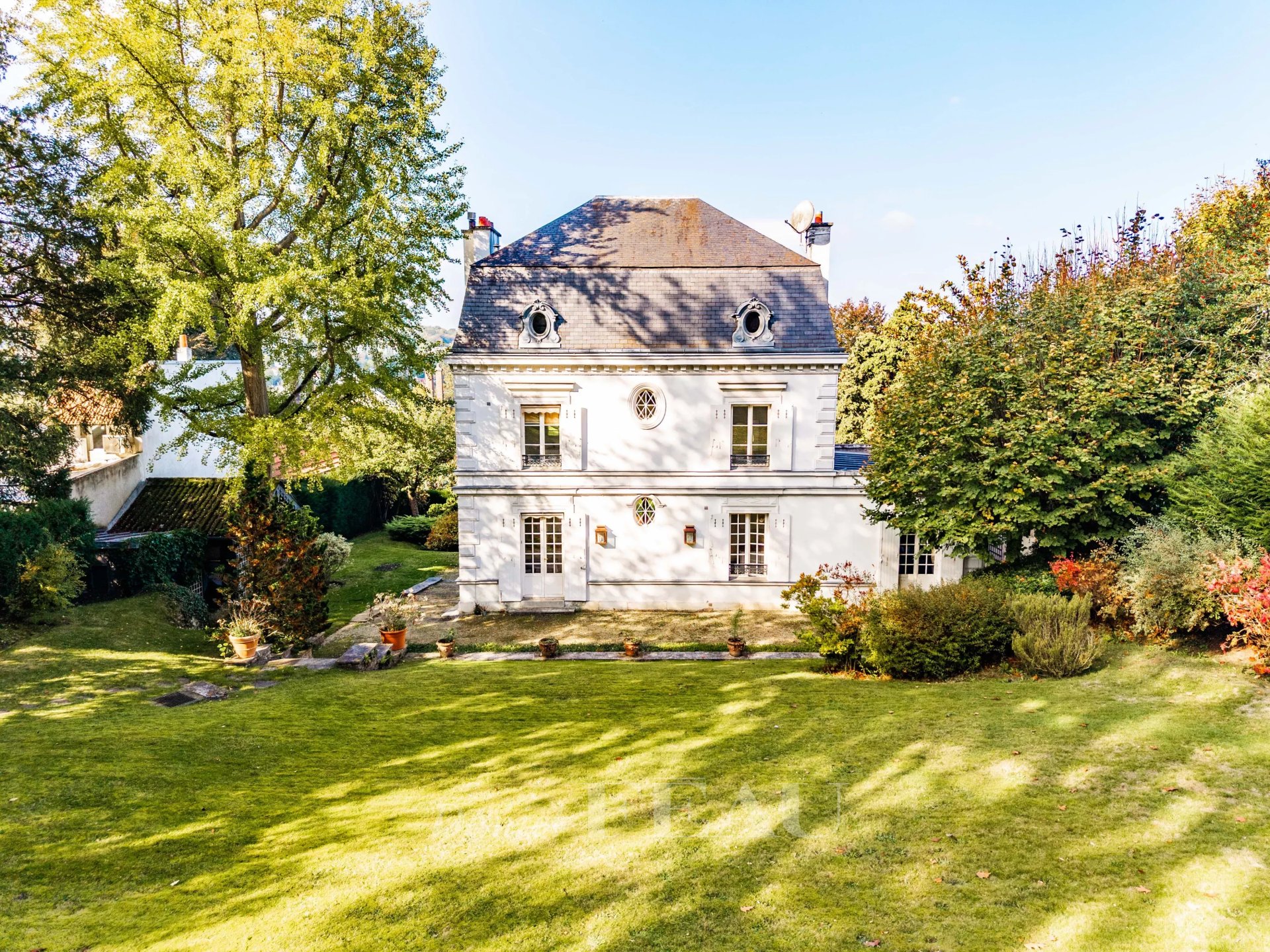 6 Bedroom Villa/Townhouse's Image 19