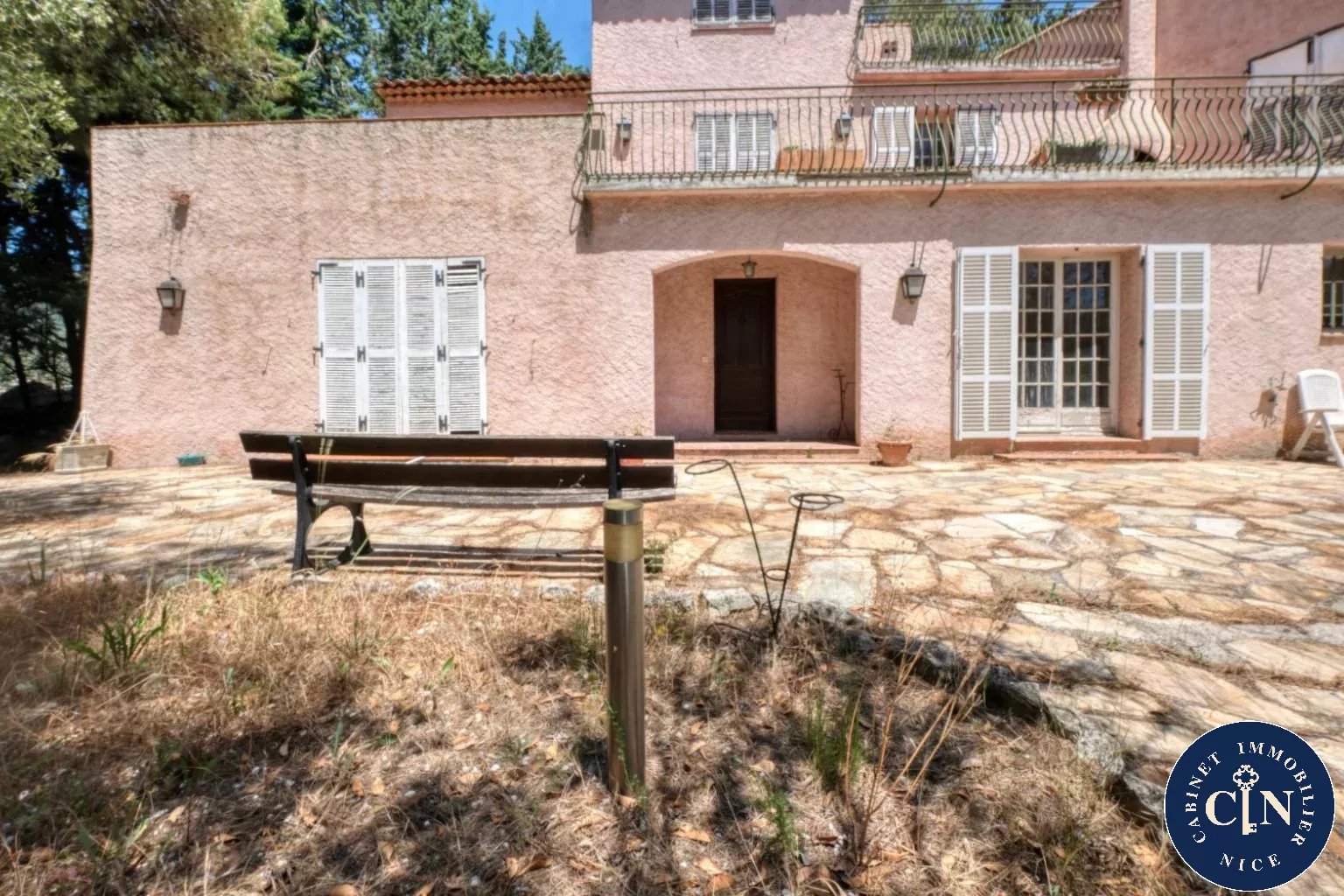 Drap - Maison 7 pièces de 246 m² à rénover. Terrain piscinable, sans vis-à-vis. — photo 16