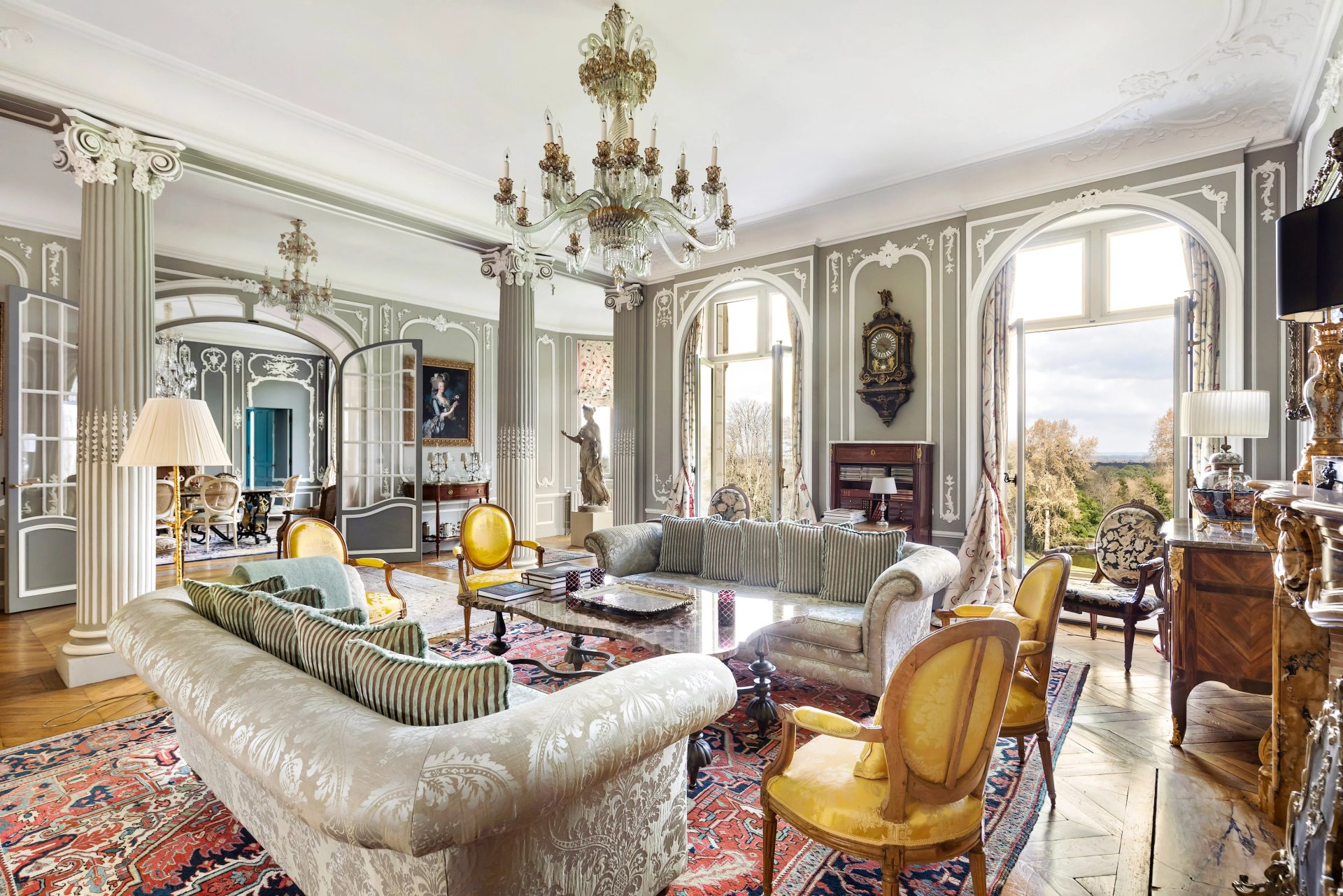 6 Bedroom Chateau's Image 4