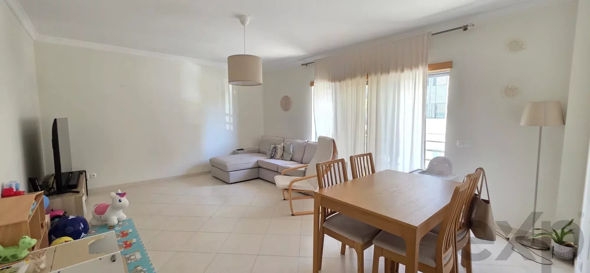 Spacious 2-bedroom apartment in the João de Ourém development, Olhão 87072287 image 3