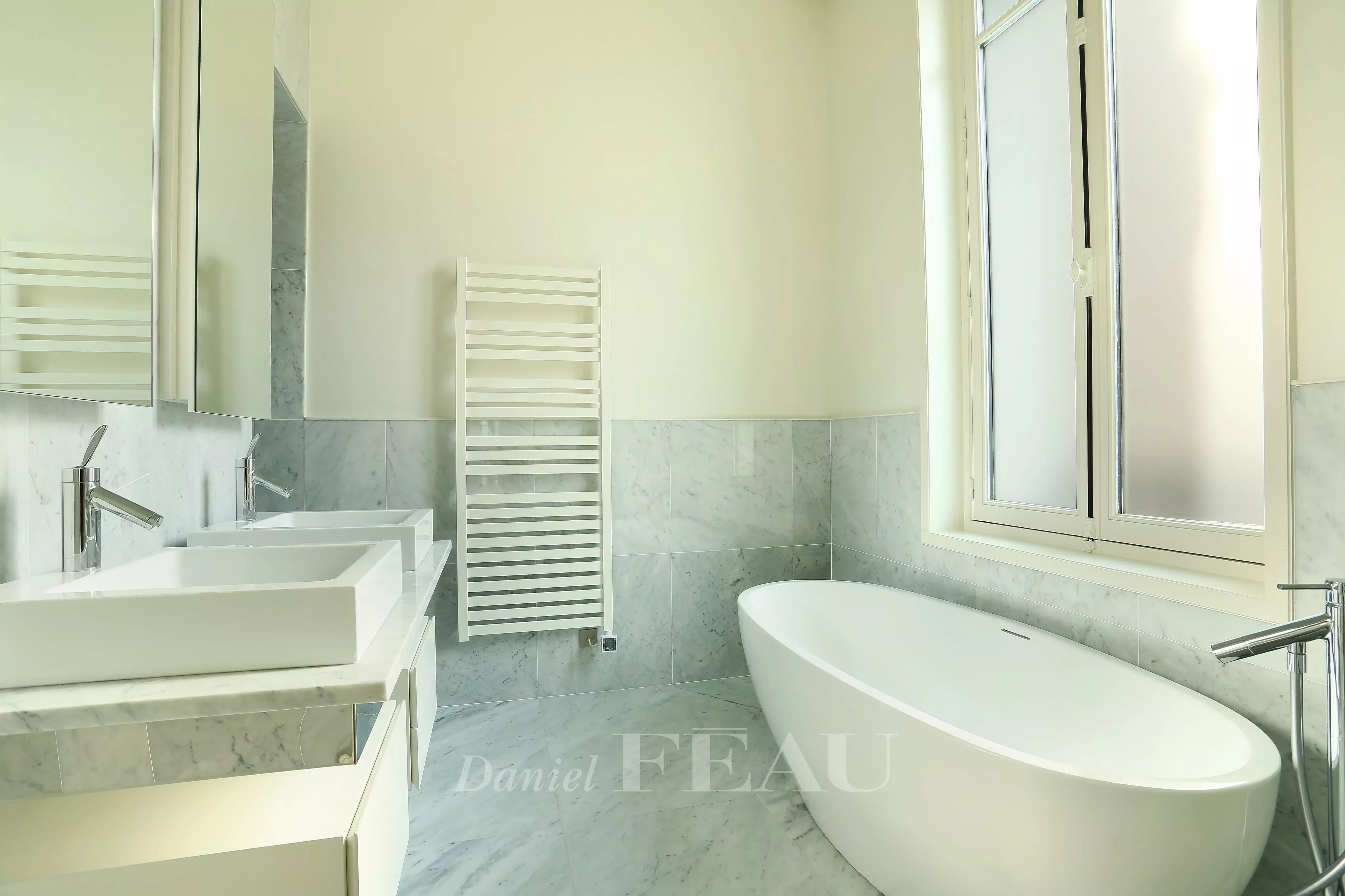 Rental Apartment Paris 16th