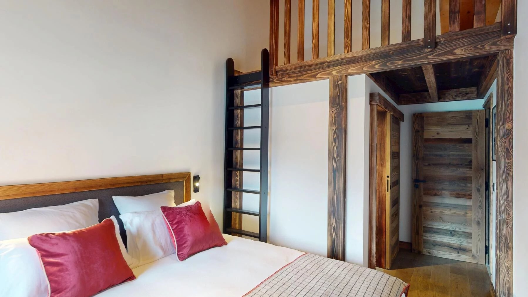 Photo of MORZINE - Superb new 5-bedroom chalet ideally located