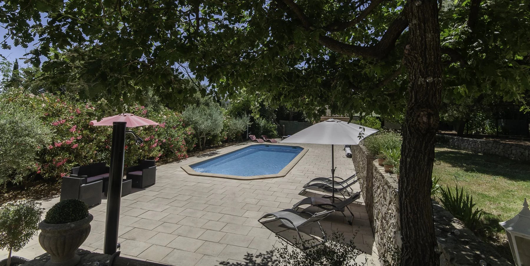 Charming villa with a pool in Montfort-sur-Argens