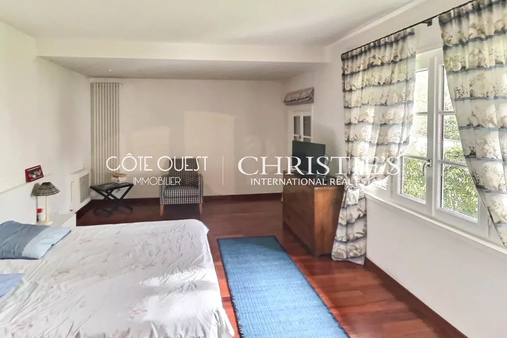 5 Bedroom Villa/Townhouse's Image 6