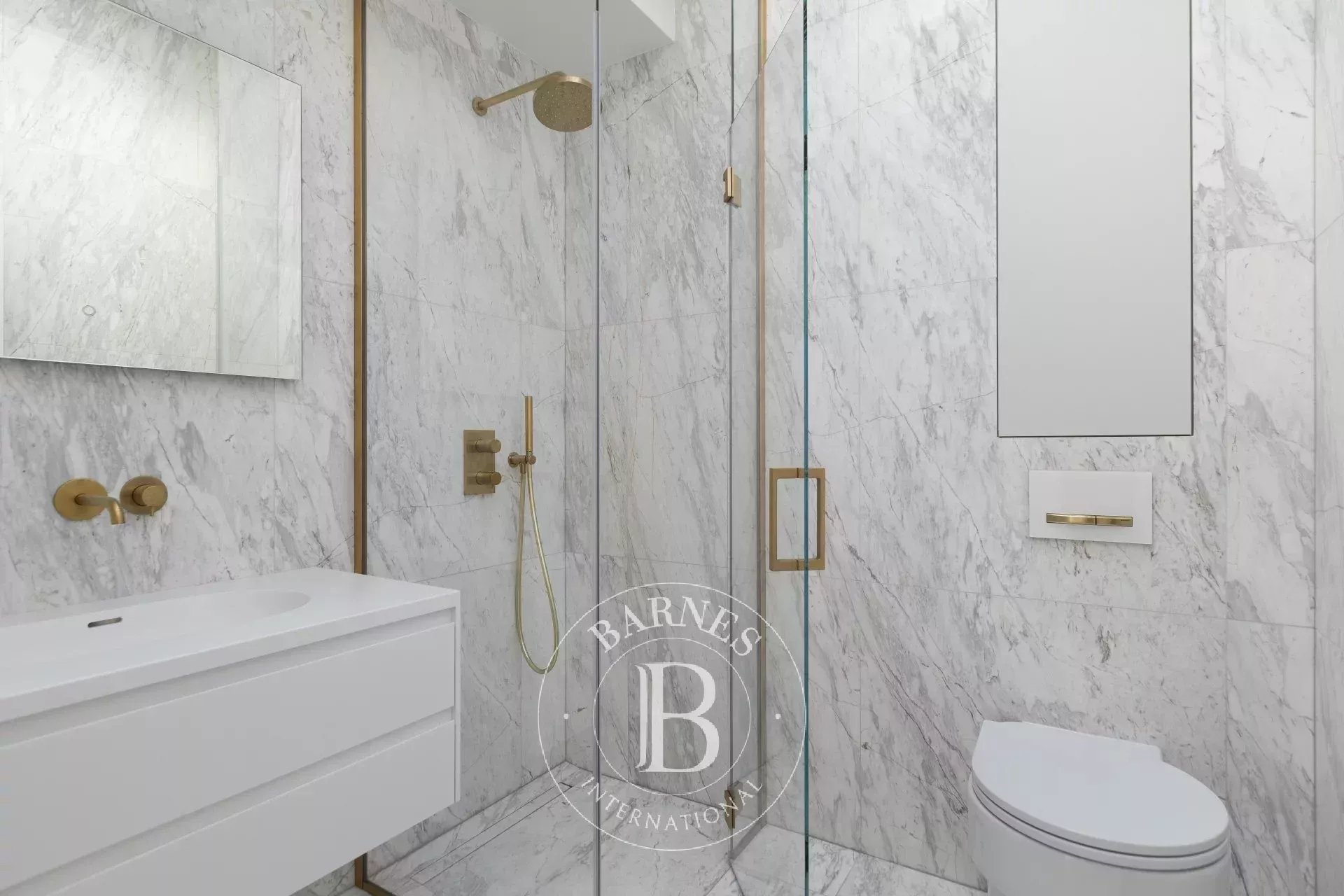 Daire Paris 8ème - picture 13