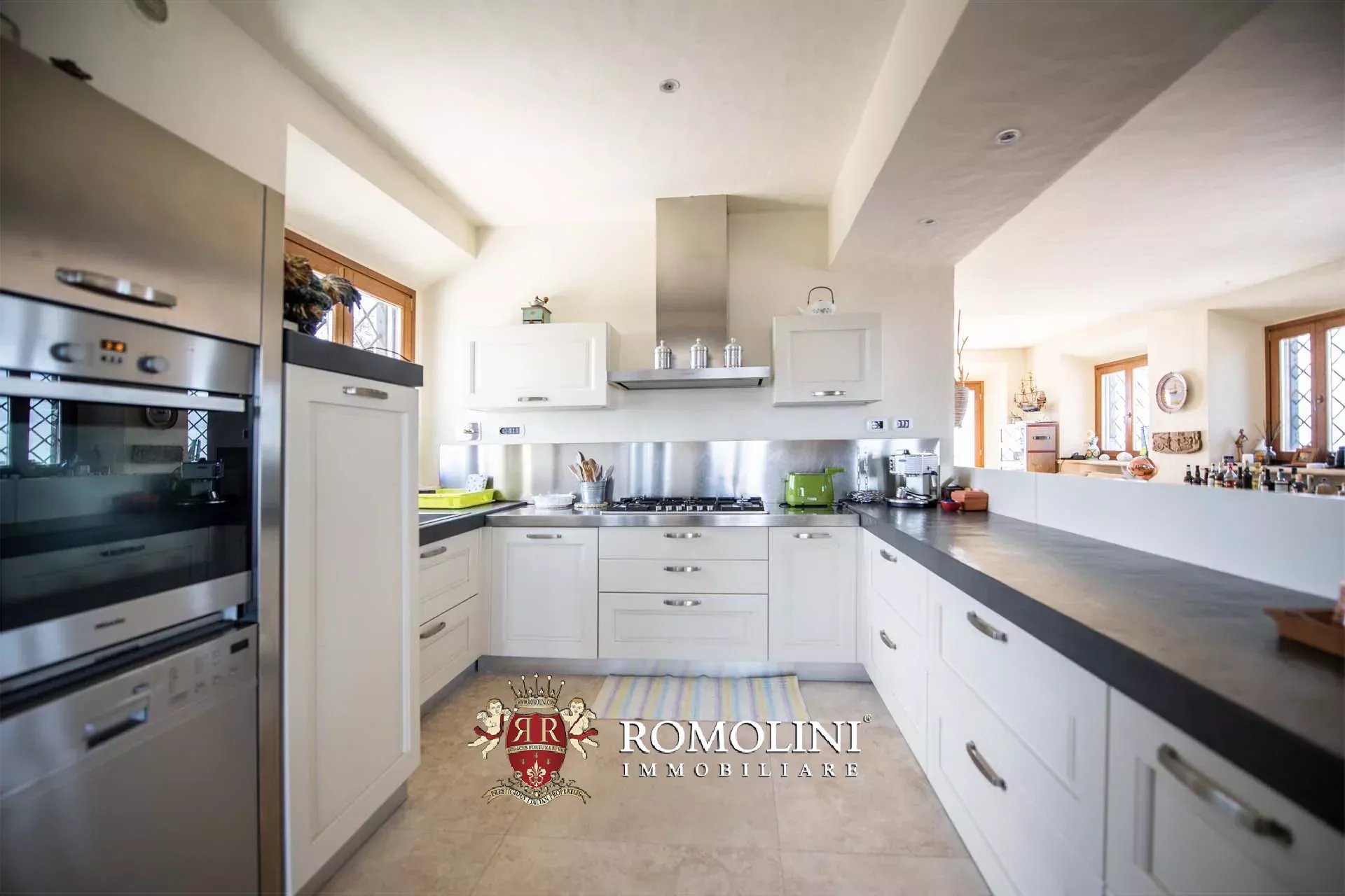 5 Bedroom Villa/Townhouse's Image 48
