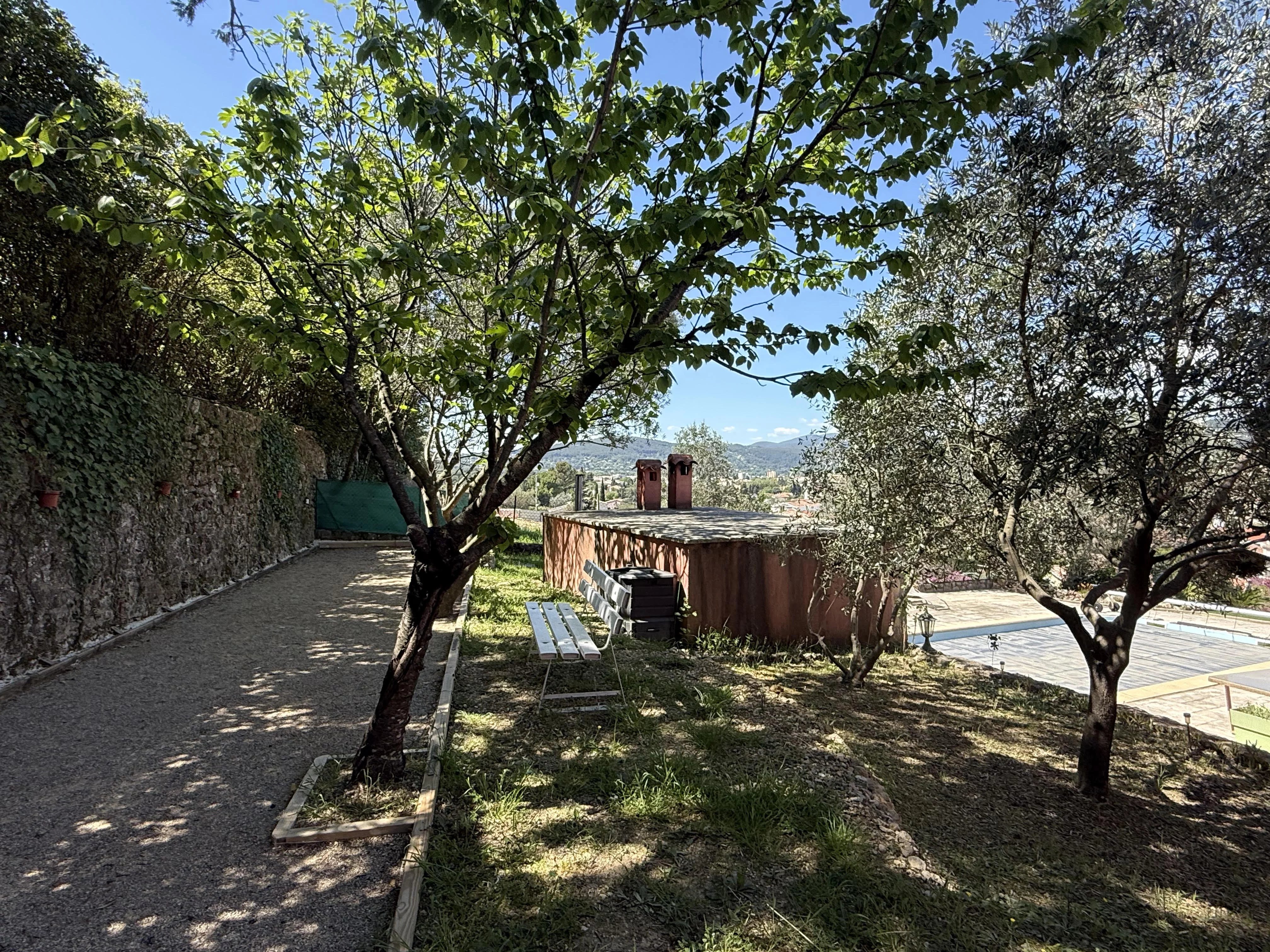 VILLA TRADITIONNELLE R+1 - 3 CHAMBRES DRAGUIGNAN — photo 8