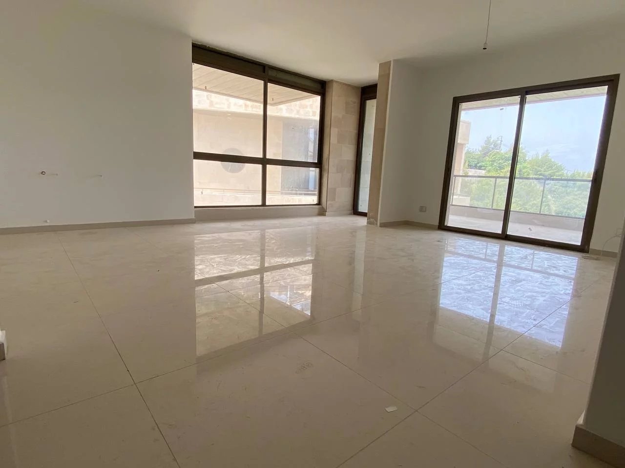 Duplex for Rent in Bsalim.