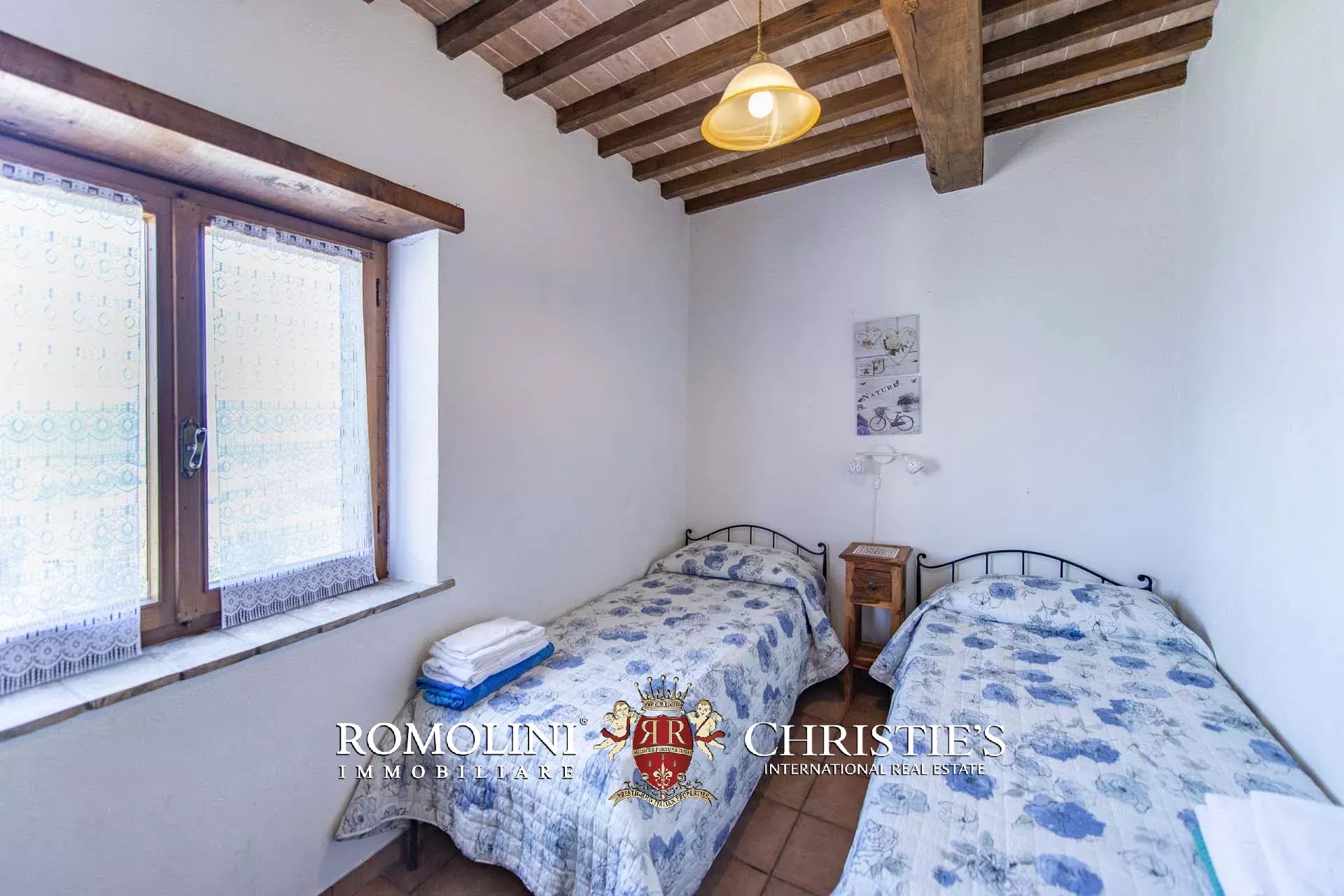 10 Bedroom Villa/Townhouse's Image 59