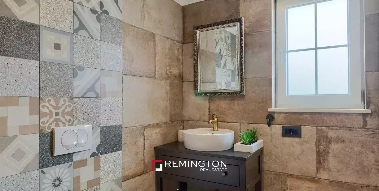 4 Bedroom Villa/Townhouse's Image 9