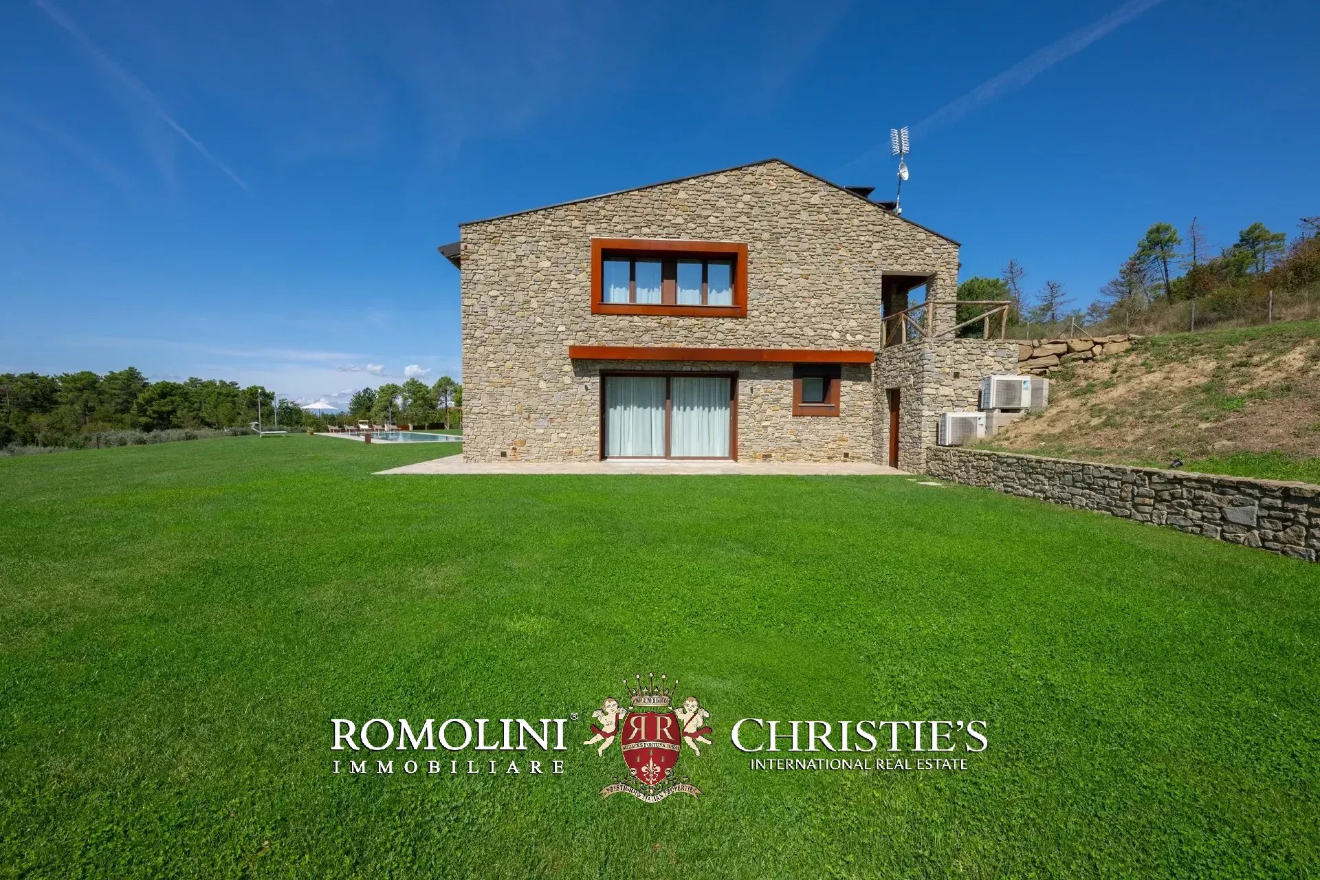 3 Bedroom Villa/Townhouse's Image 23