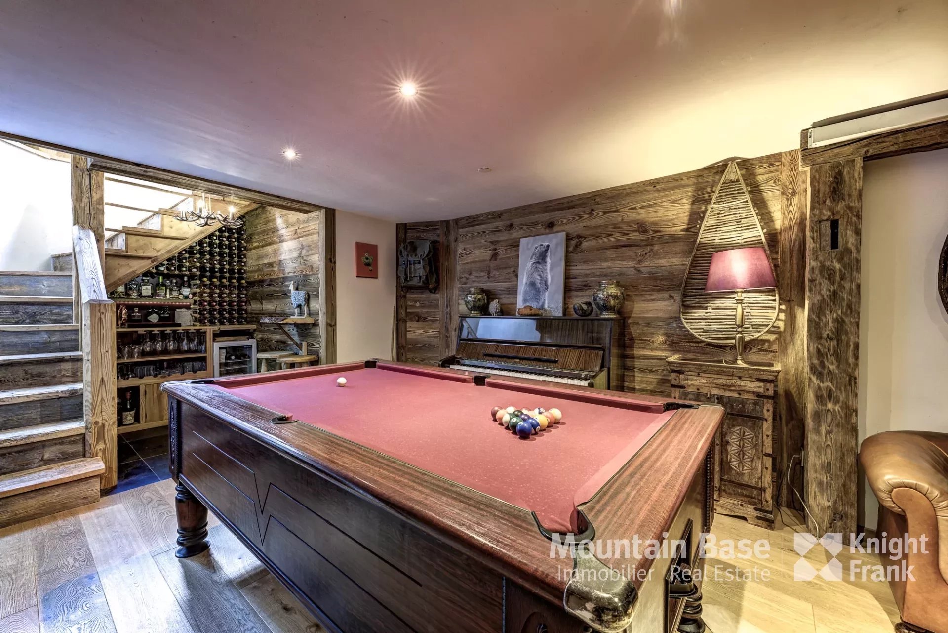 Photo of 6 bedroom chalet Morzine