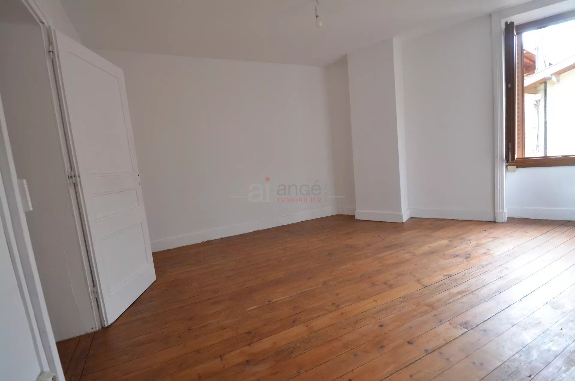Maison  4 pièces avec garage