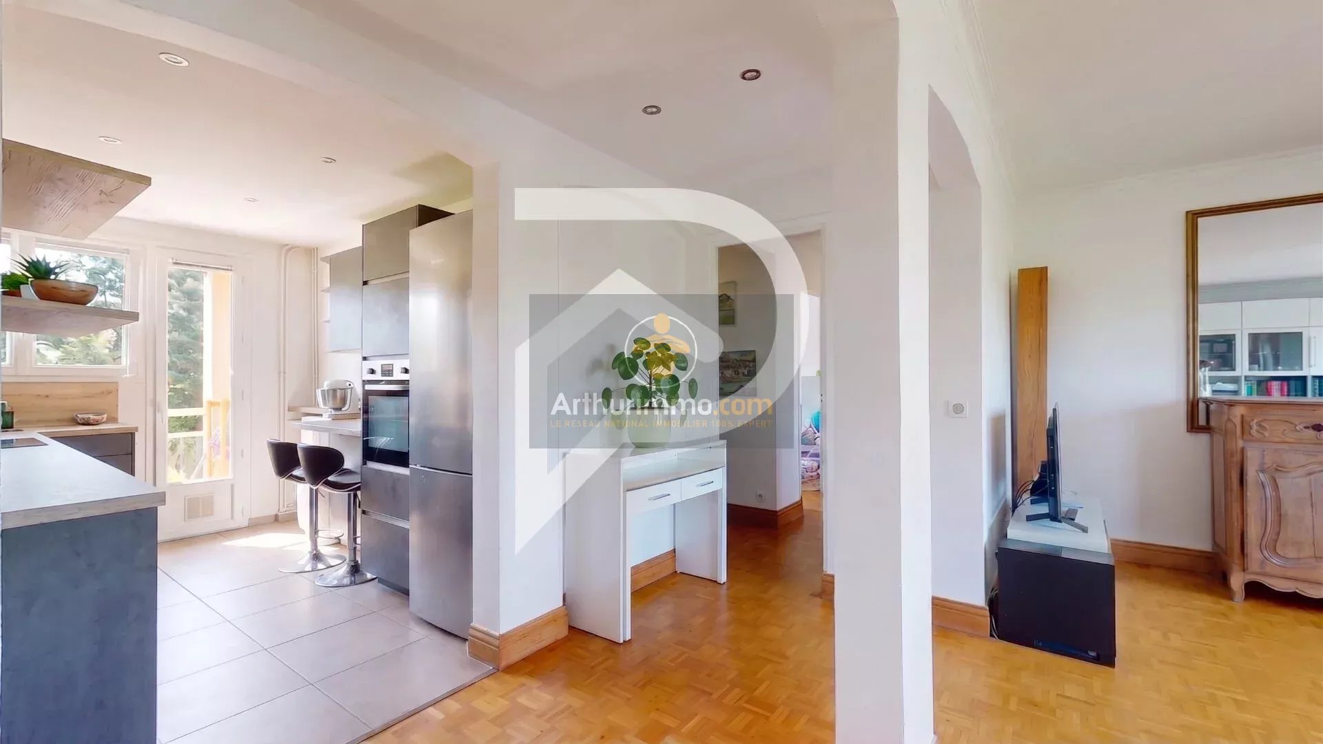 Au Coeur d'un Parc Privé, appartement de 4 pièces de 82m2
