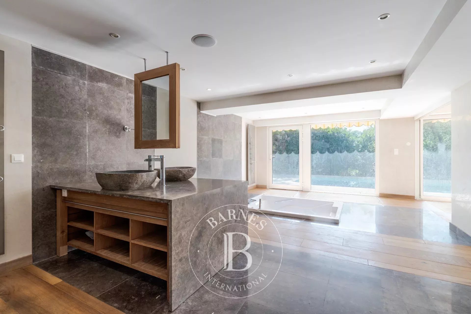 Villa Roquefort-les-Pins - picture 16