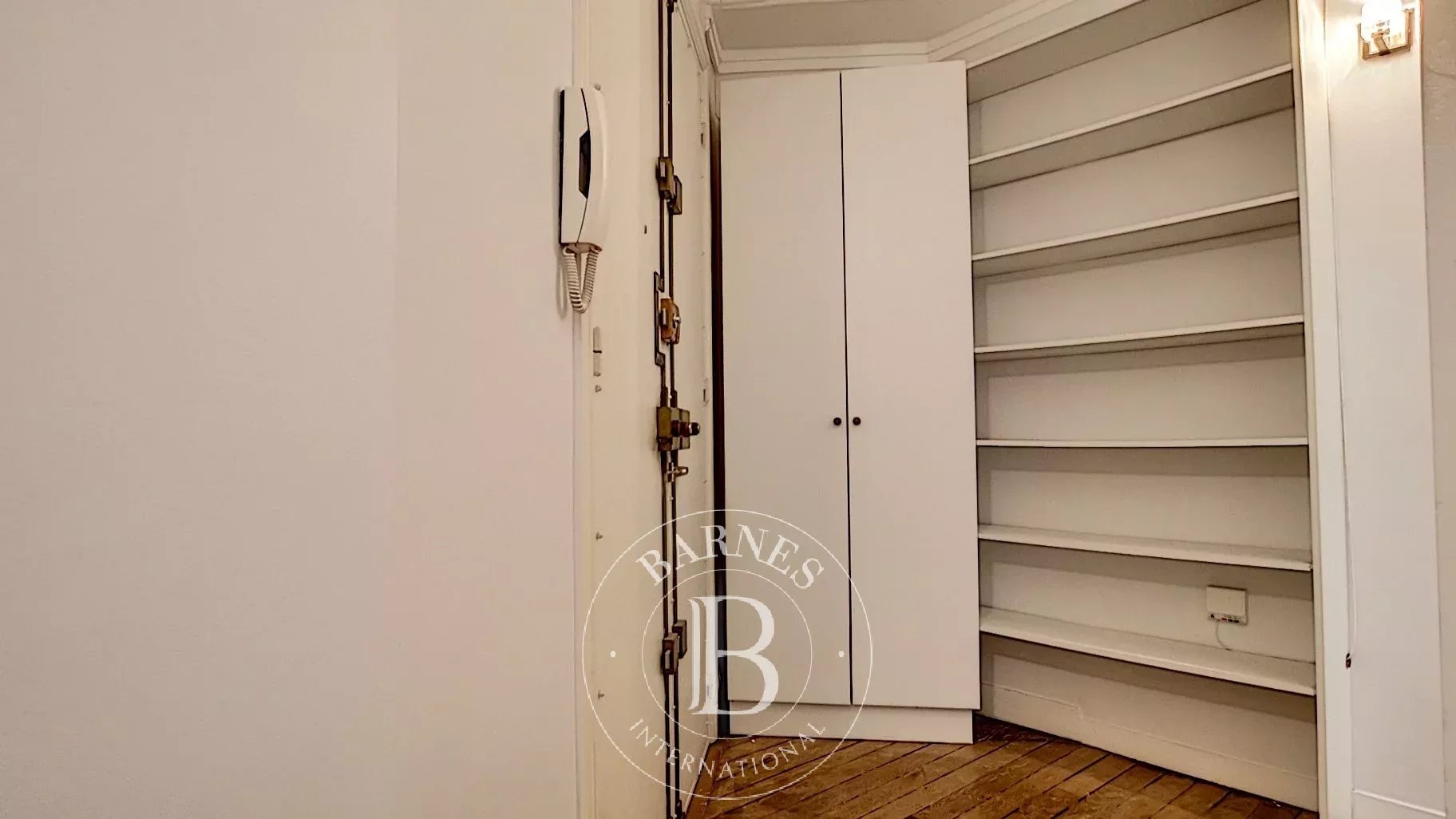 Daire Paris 18ème - picture 11