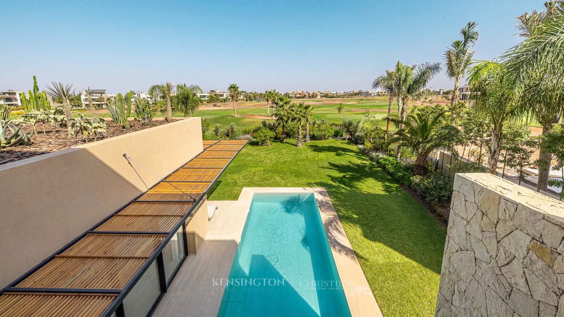 4 Bedroom Villa/Townhouse's Image 38