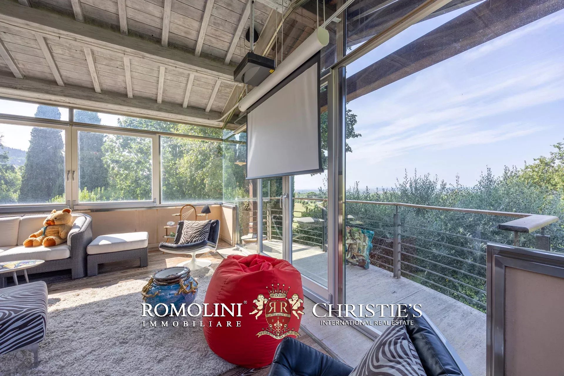 4 Bedroom Villa/Townhouse's Image 103