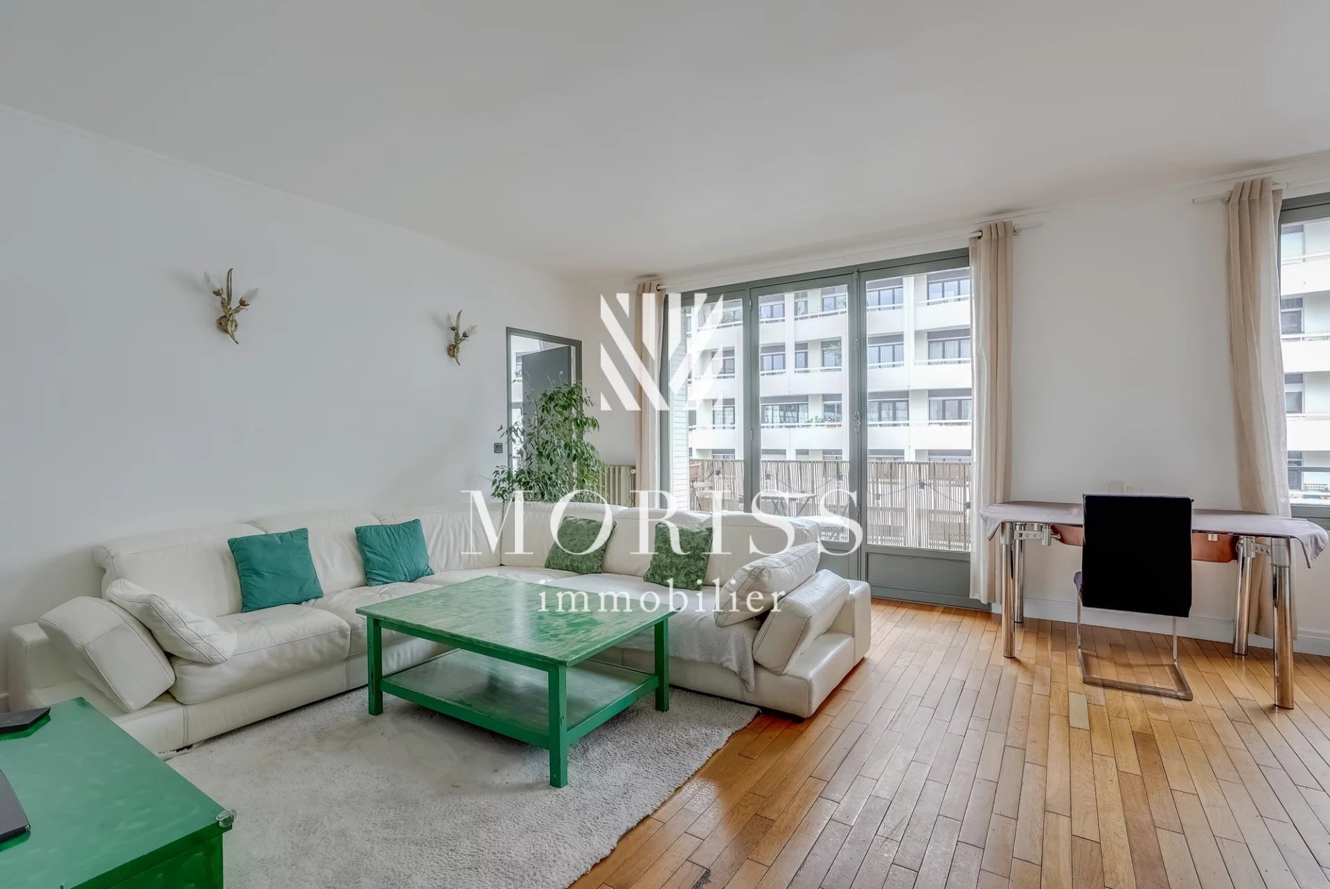 4 PIÈCES - FAMILIAL - ÉTAGE ÉLEVÉ - BALCON - RUE VAUVENARGUES - - Image 1