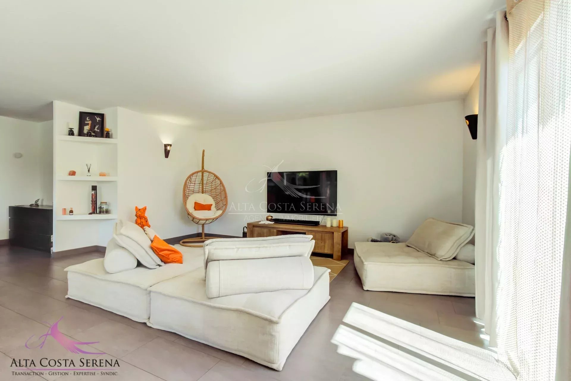 Agence immobilière de 