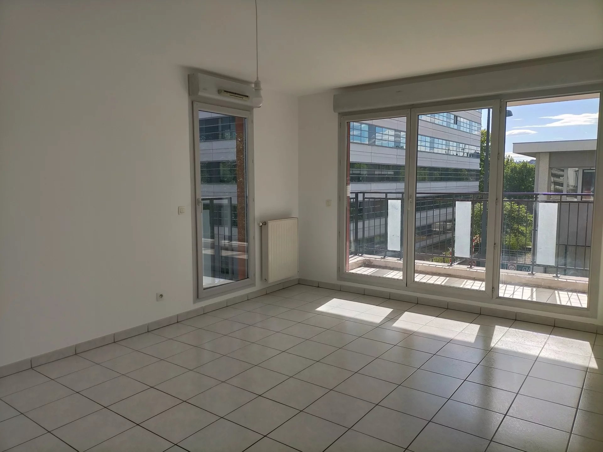 85855572 Location Villeurbanne