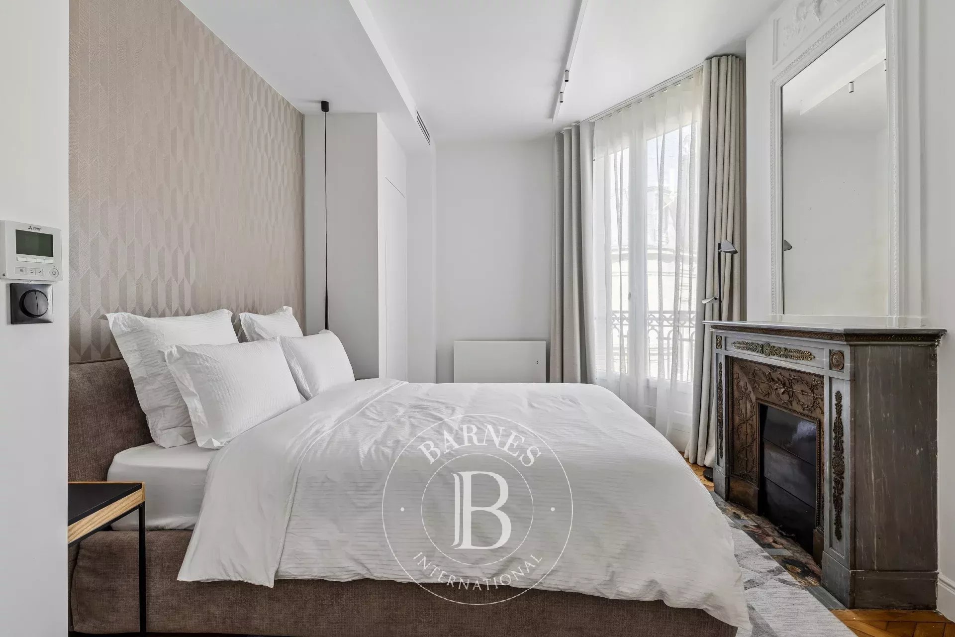 Paris  - Apartment 3 Bedrooms - picture 9