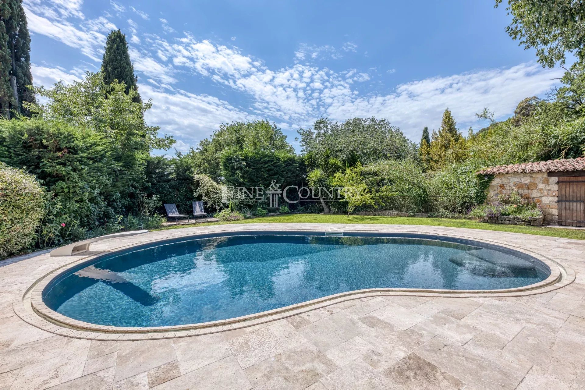 Photo of For Sale Stone property in Cabris