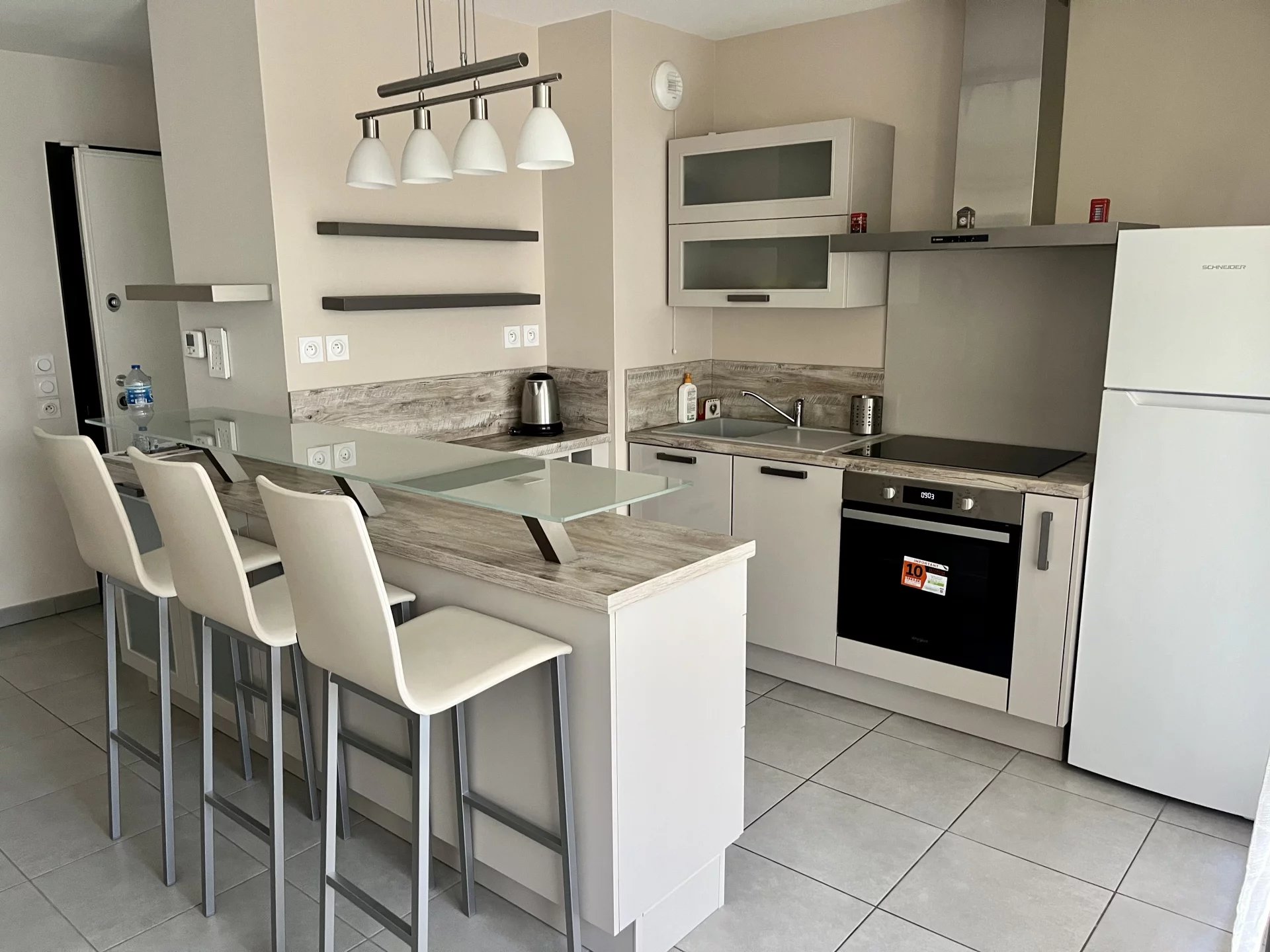 83176585 Location Lyon 9ème