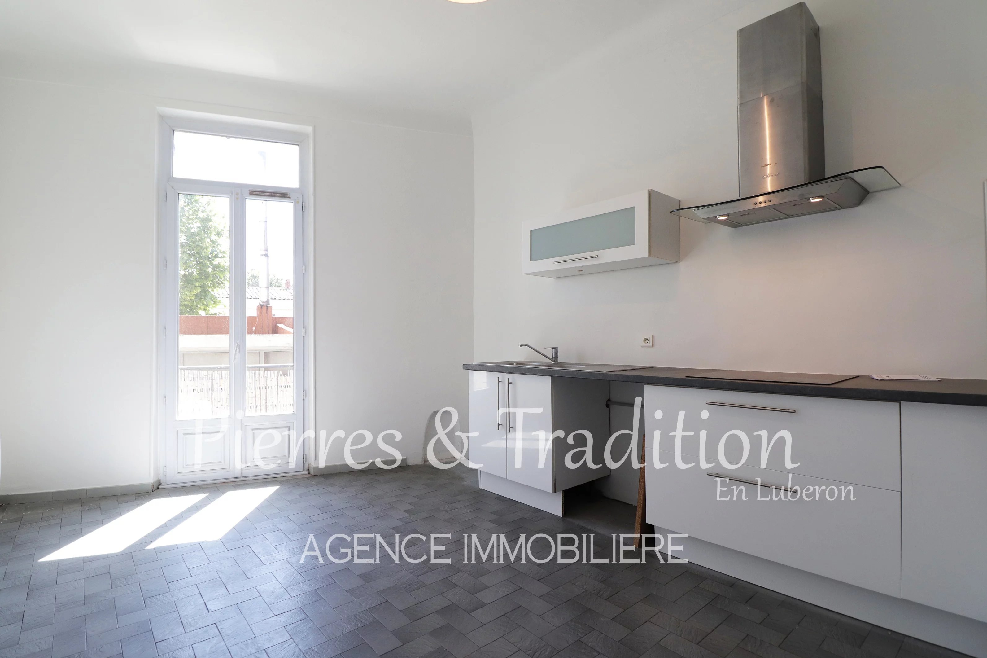 Exclusivité ! Très bel appartement de 92m2 avec terrasse et balcon