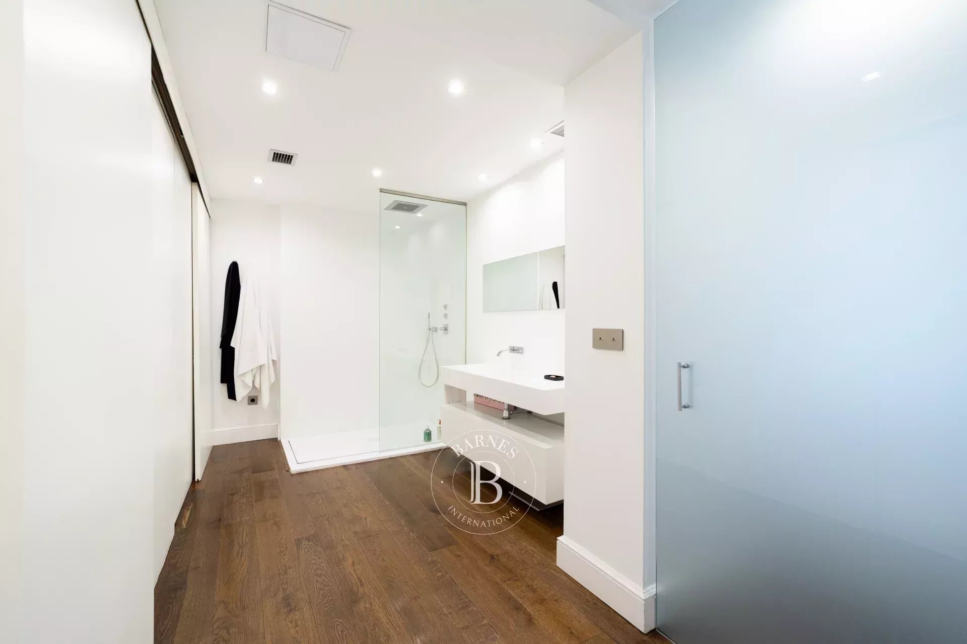 Daire Madrid - picture 21