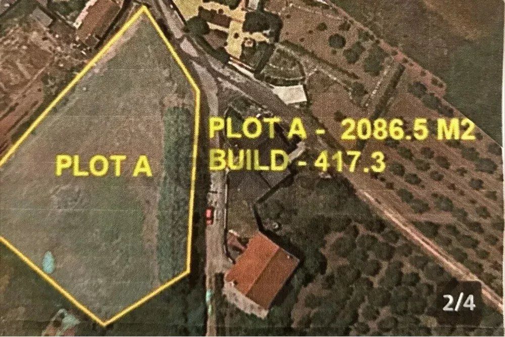 Oportunidade única para uma construção de 417,3 m² em um lote de 2086,5 m² localizado em Bombarral.