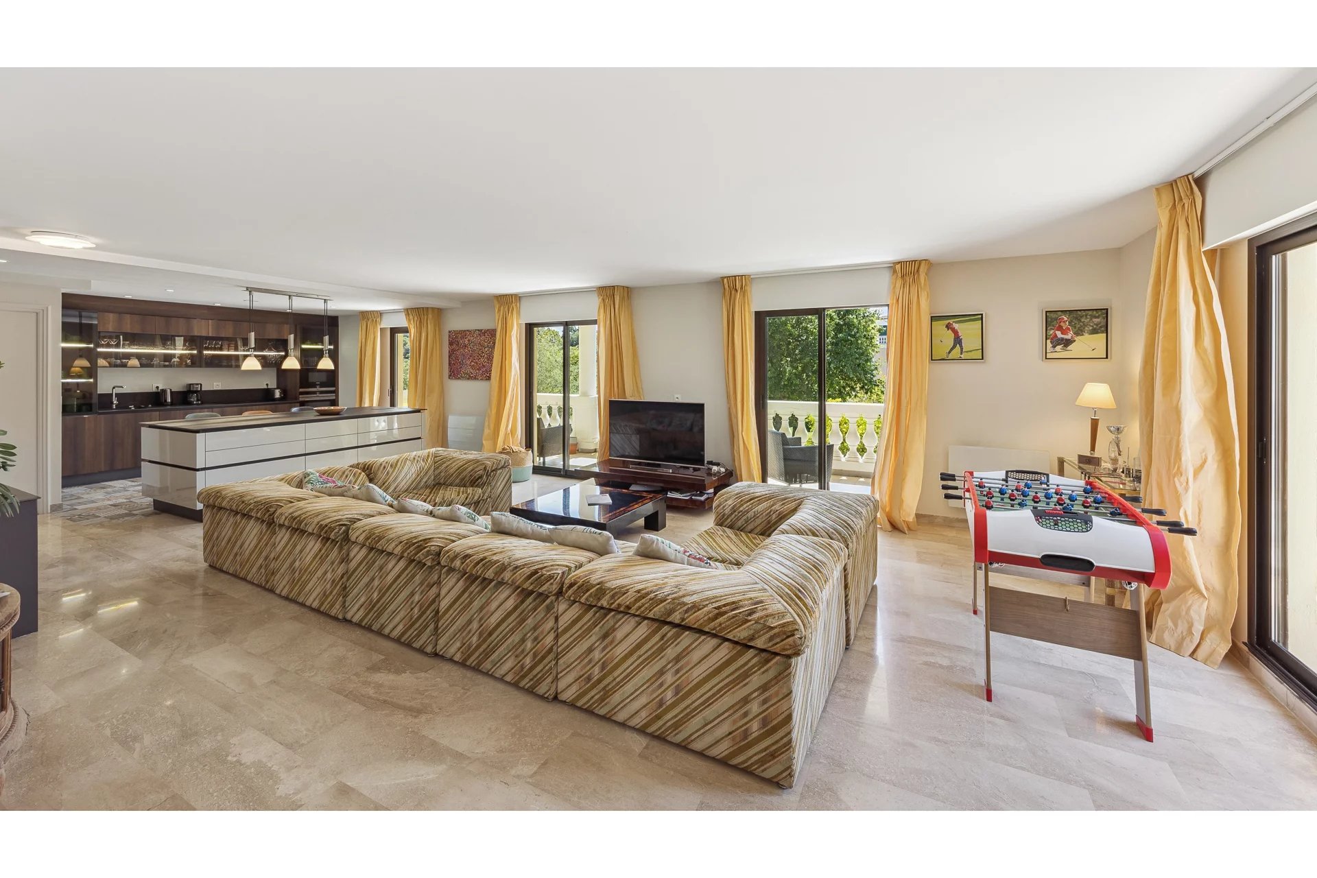 Sale Apartment Mandelieu-la-Napoule